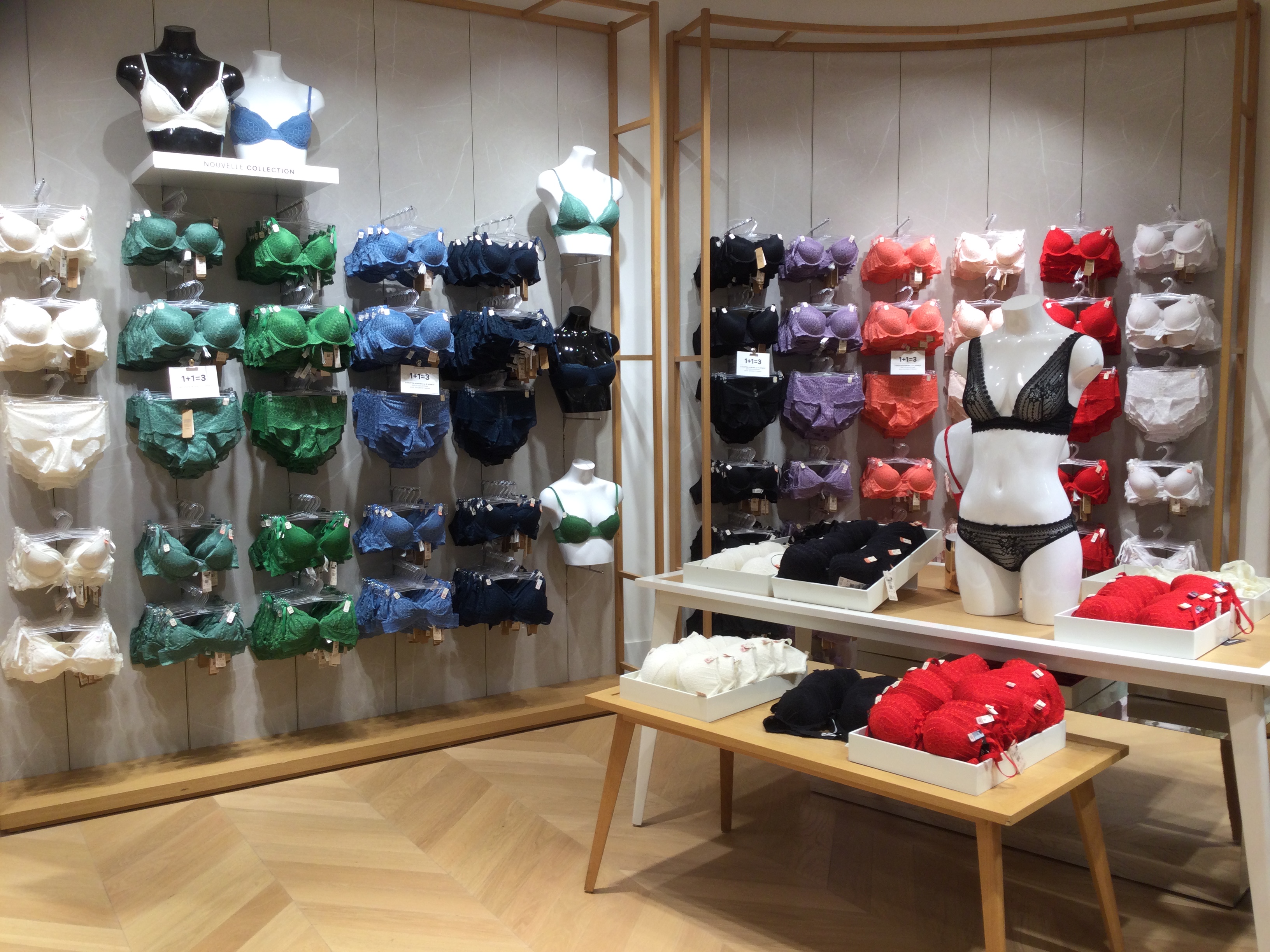 Foto 36 di Etam Lingerie