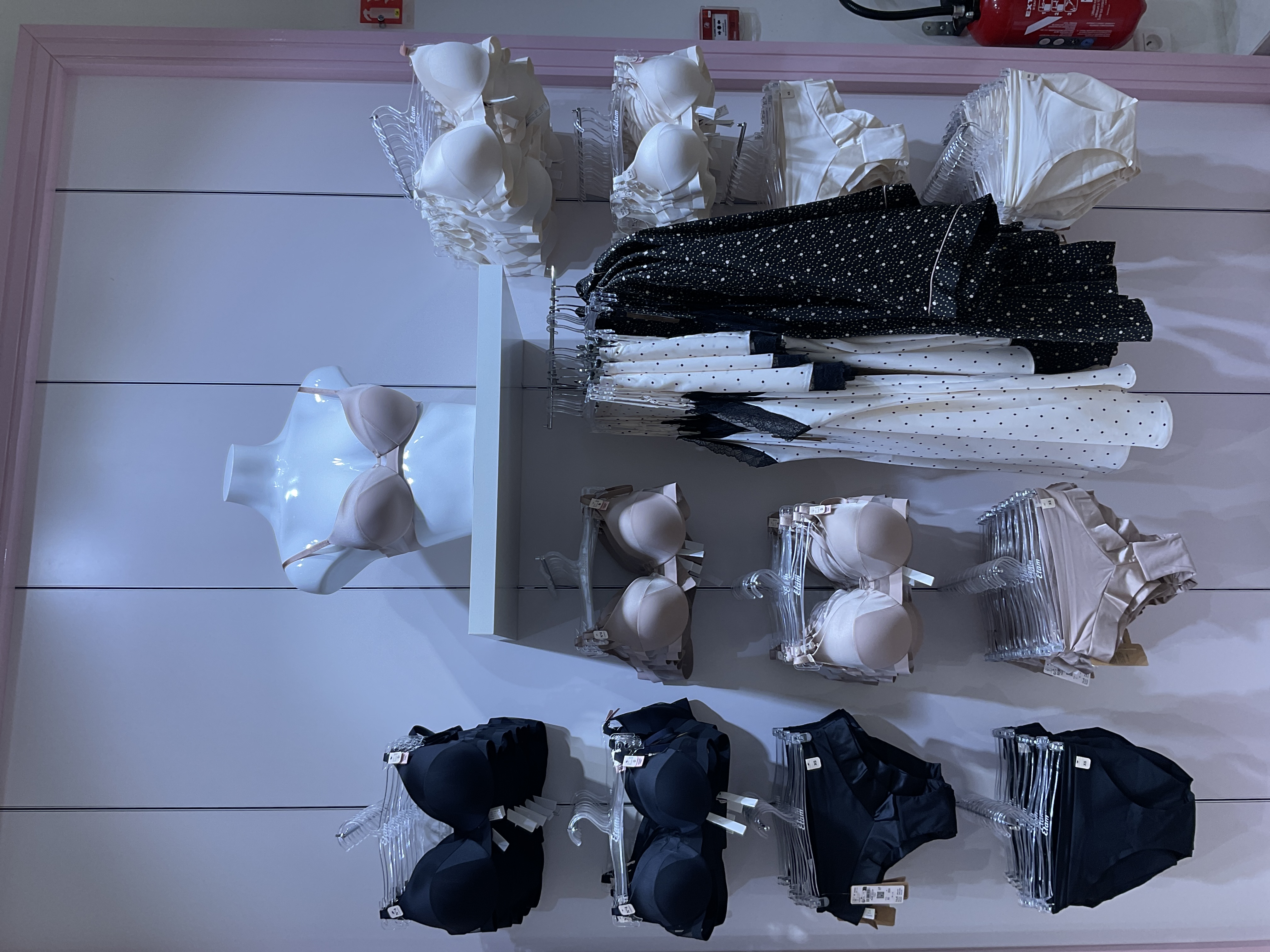 Foto 30 di Etam Lingerie