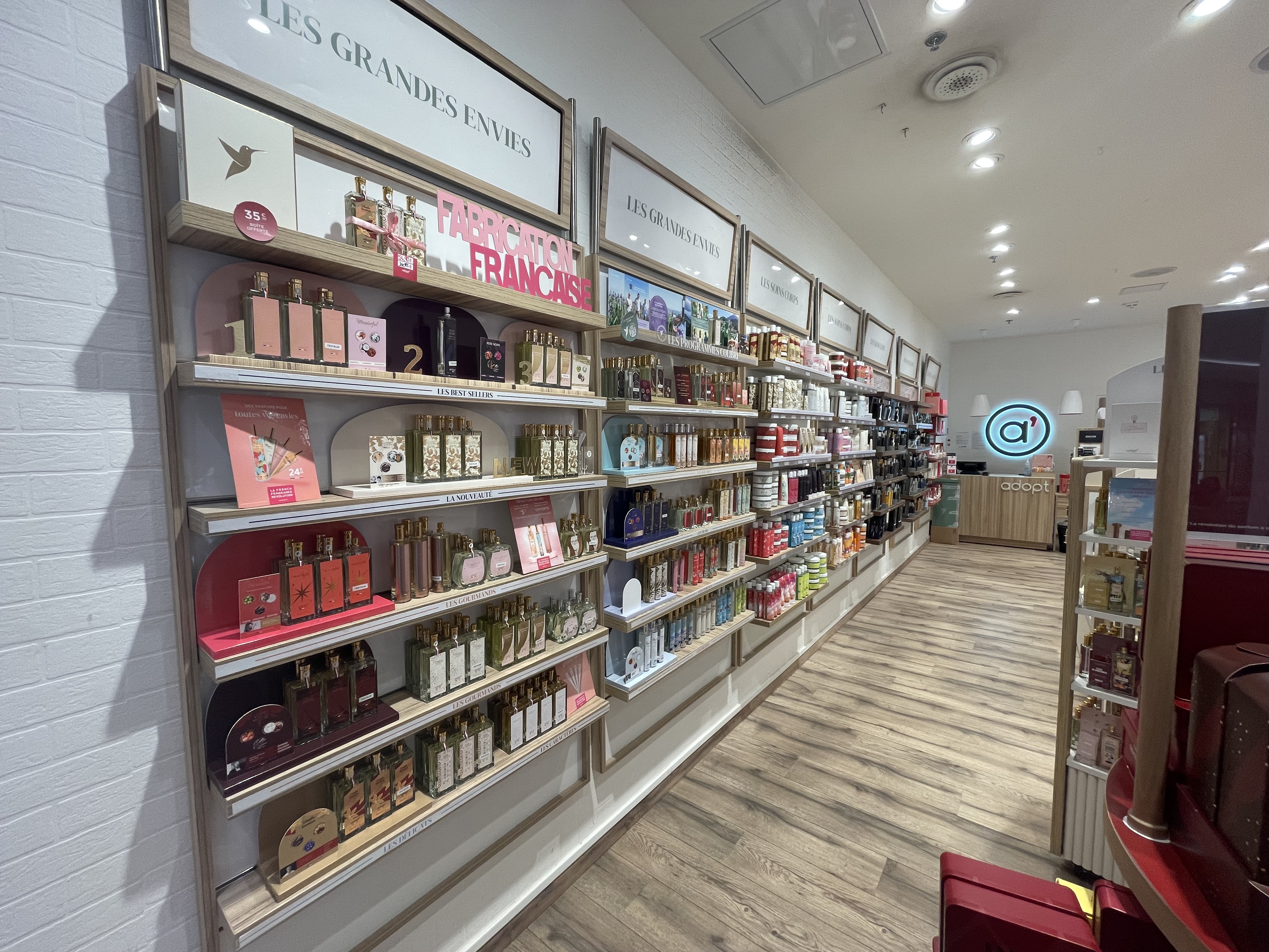 Foto 4 di Adopt Parfums
