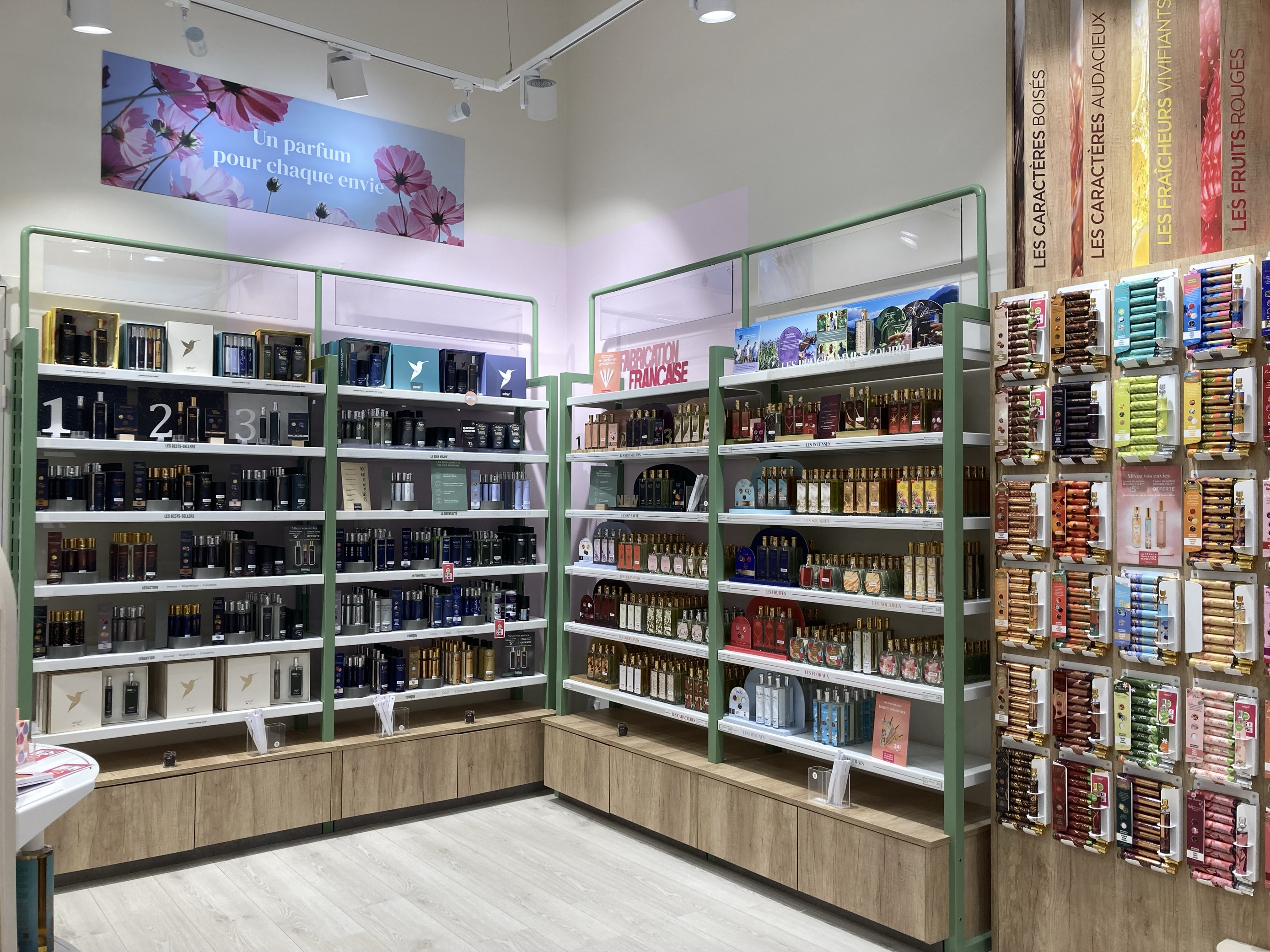 Foto 4 di Adopt Parfums