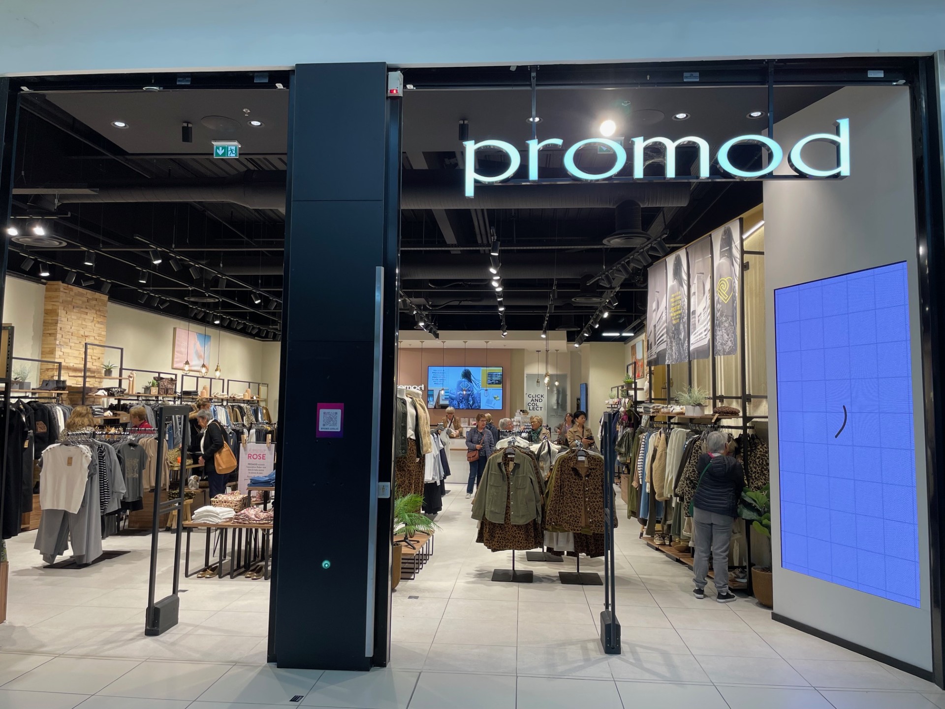 Foto 1 di Promod