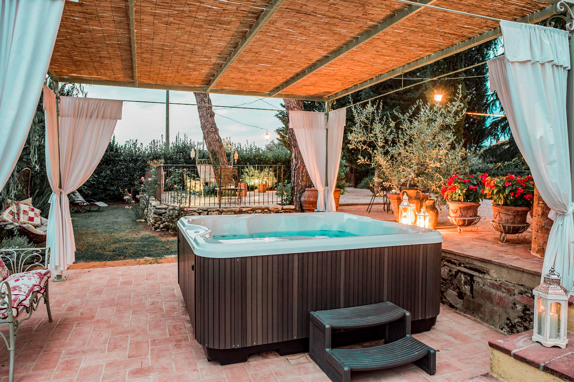 Foto 132 di AMBIANCE SPA JACUZZI VALENCE
