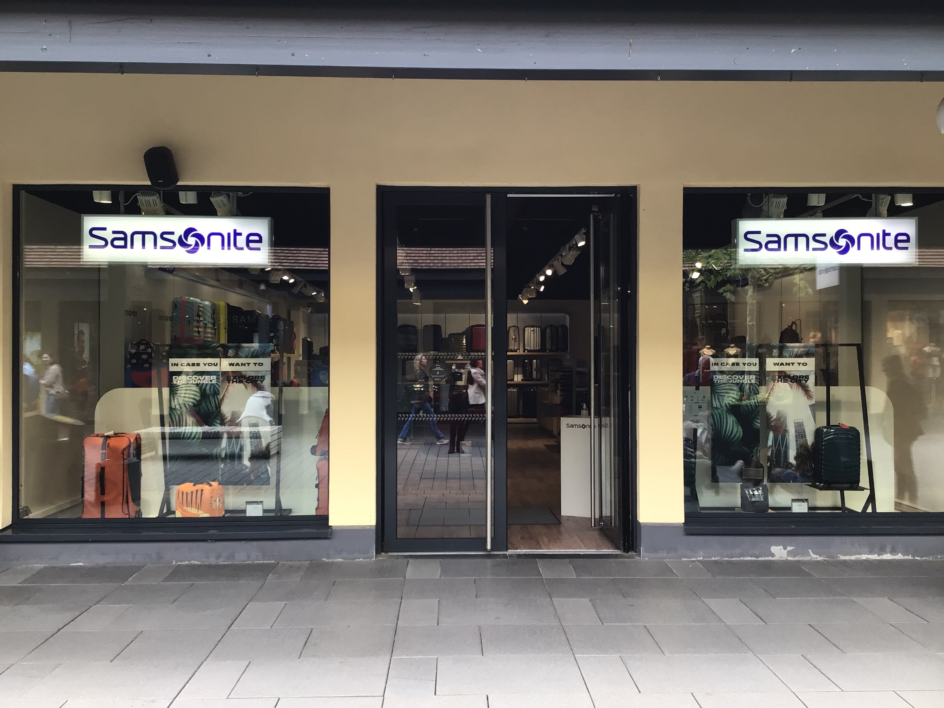 Foto 1 di Samsonite