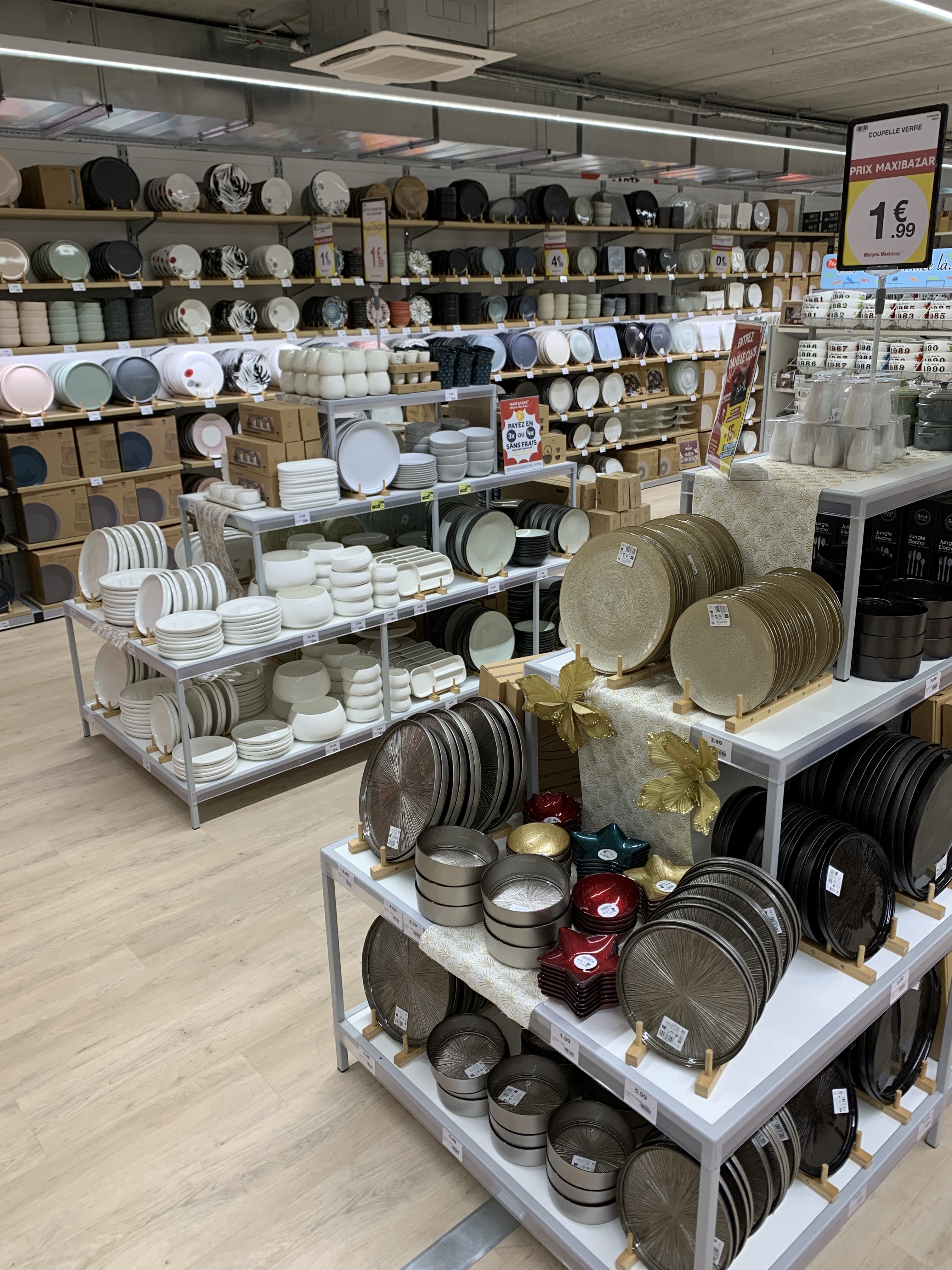 Foto 2 di Maxi Bazar