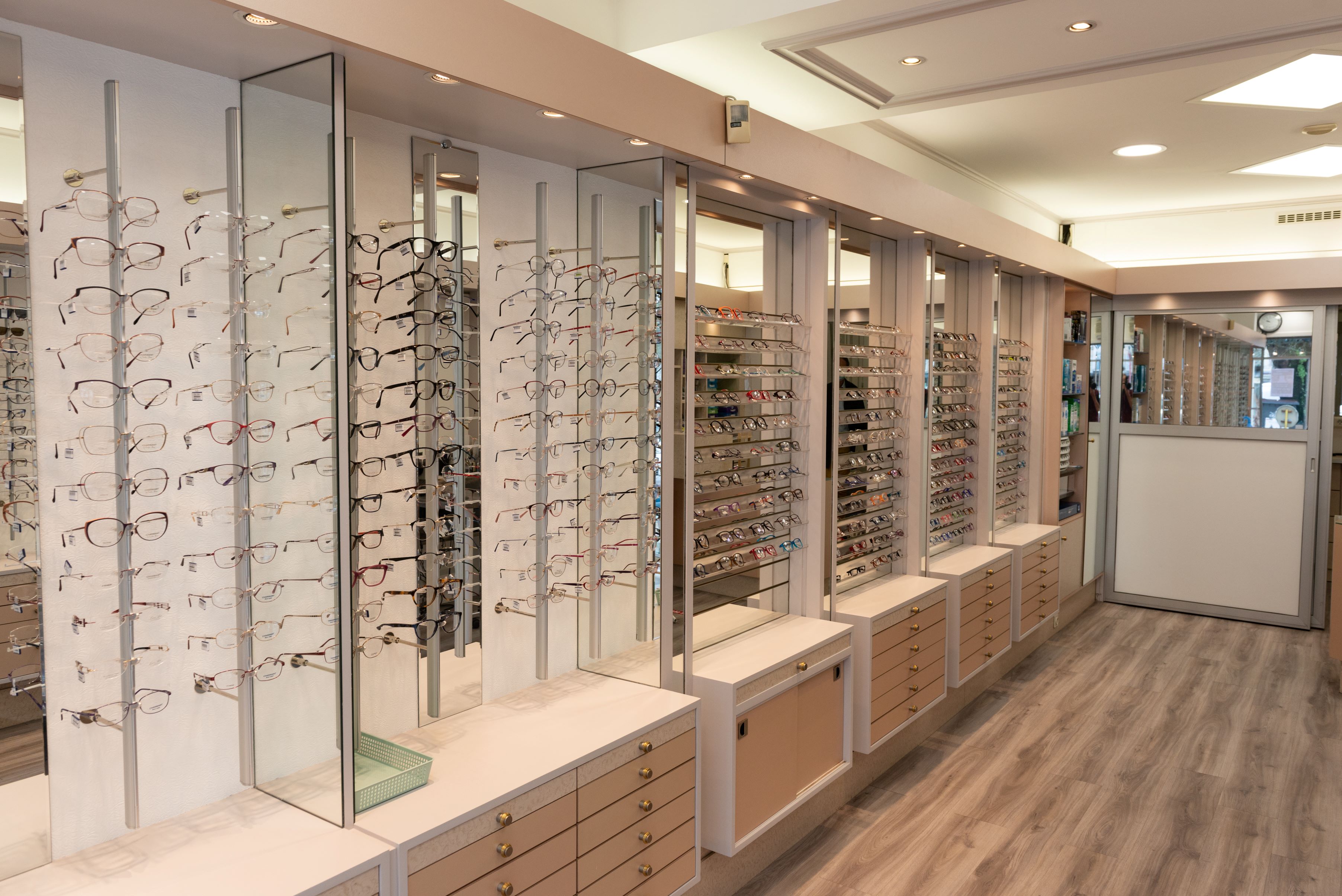Foto 4 di OPTIQUE DUFFEAL