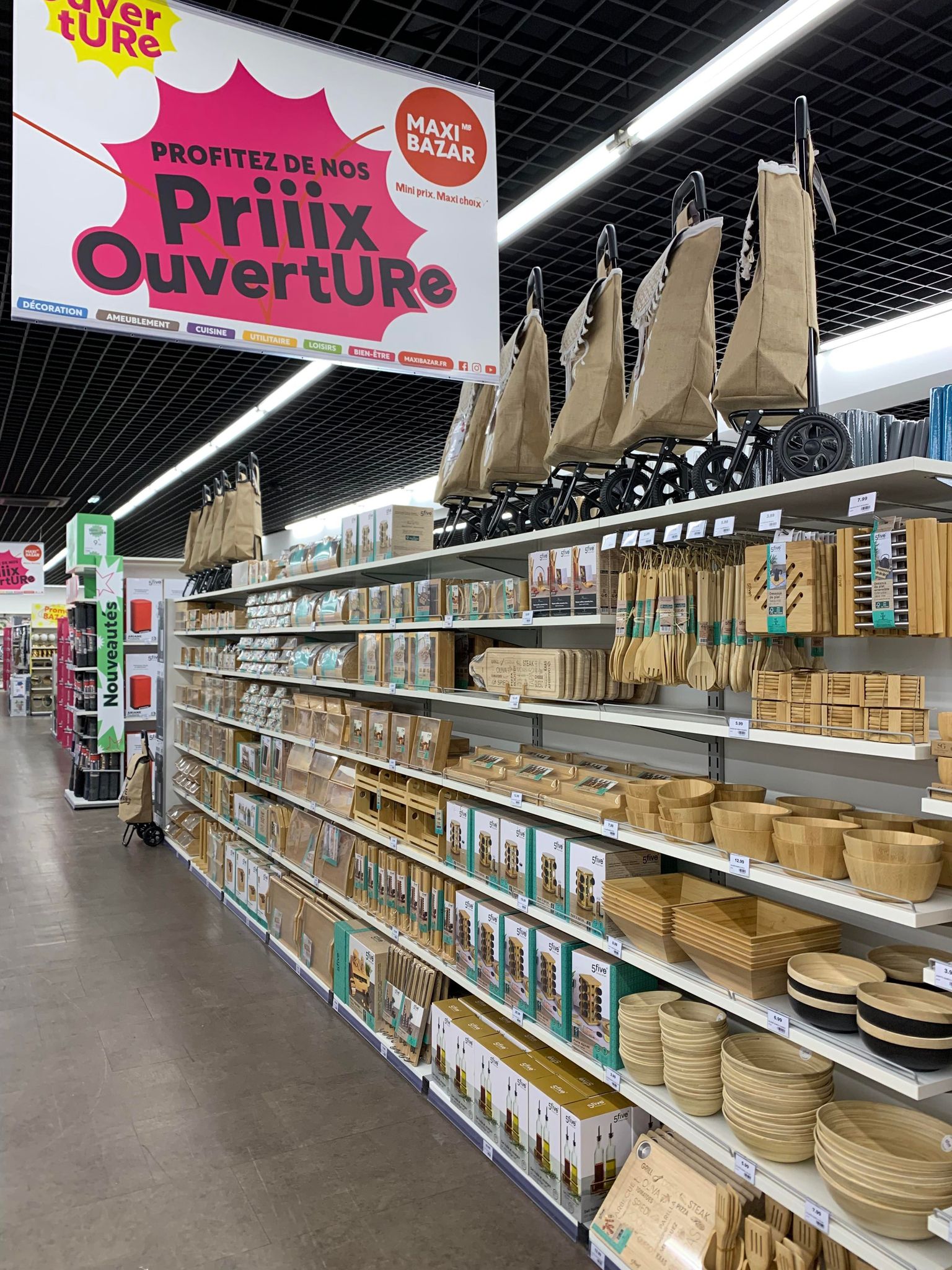Foto 7 di Maxi Bazar