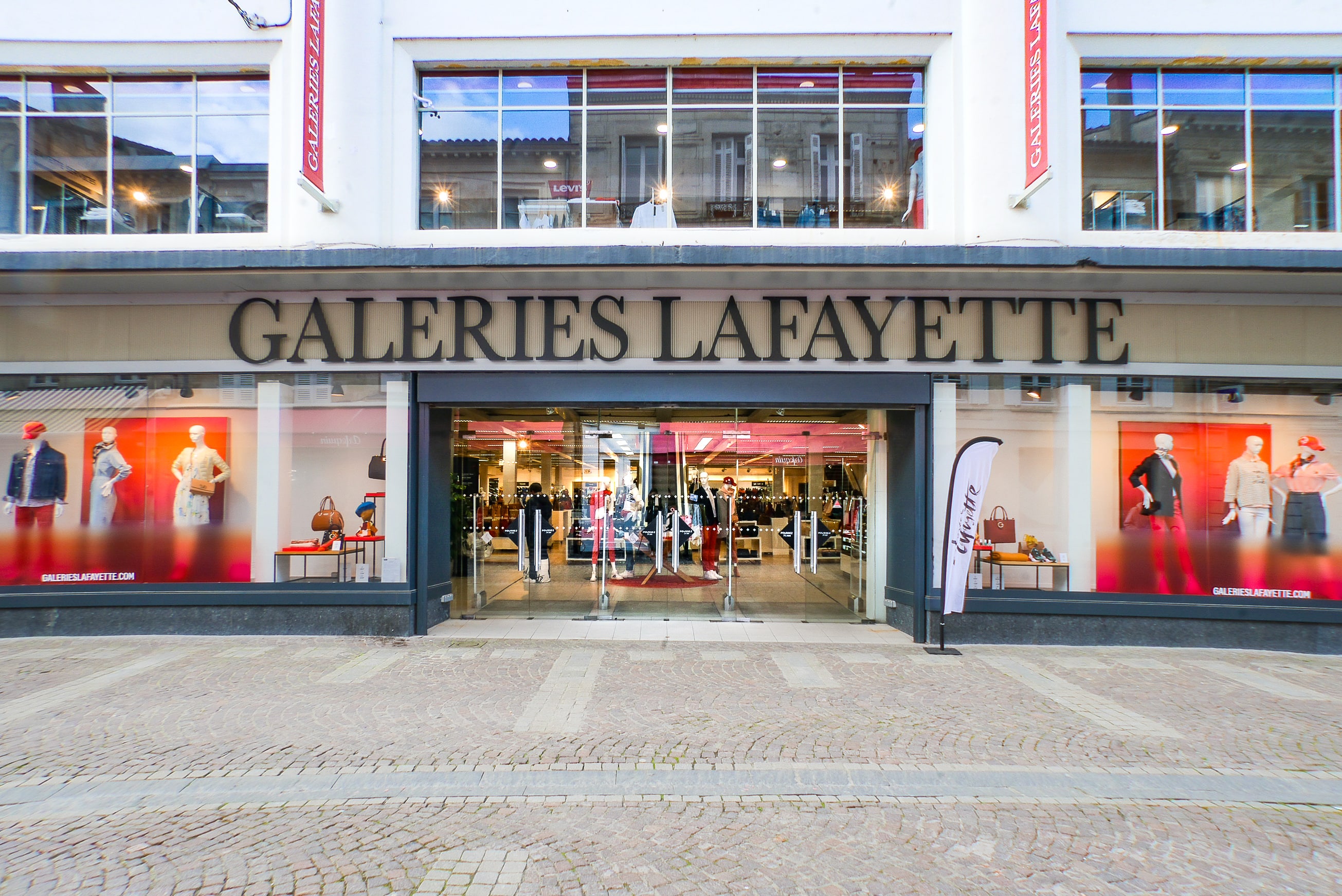 Foto 3 di Galeries Lafayette Libourne