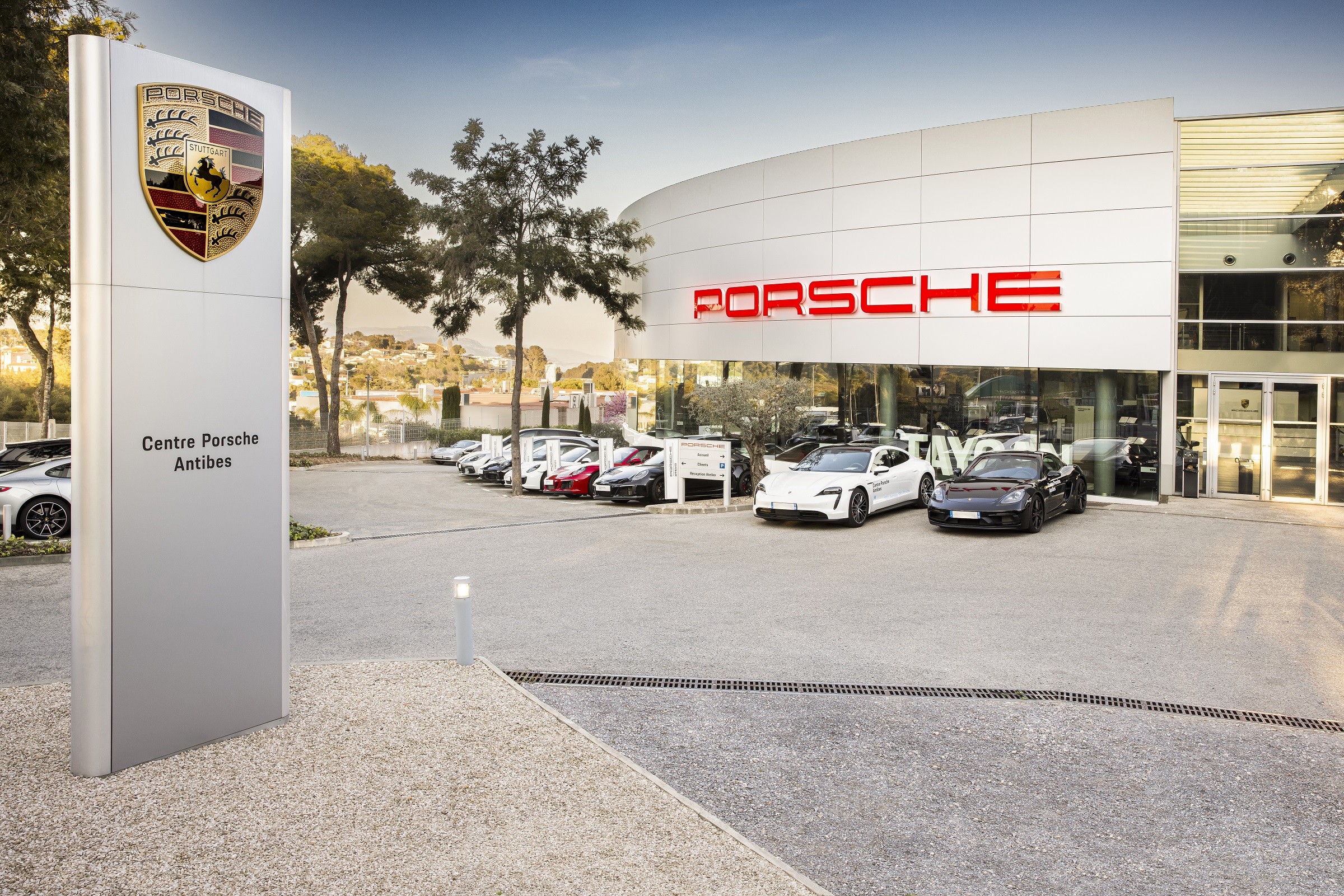 Foto 2 di Centre Porsche Antibes
