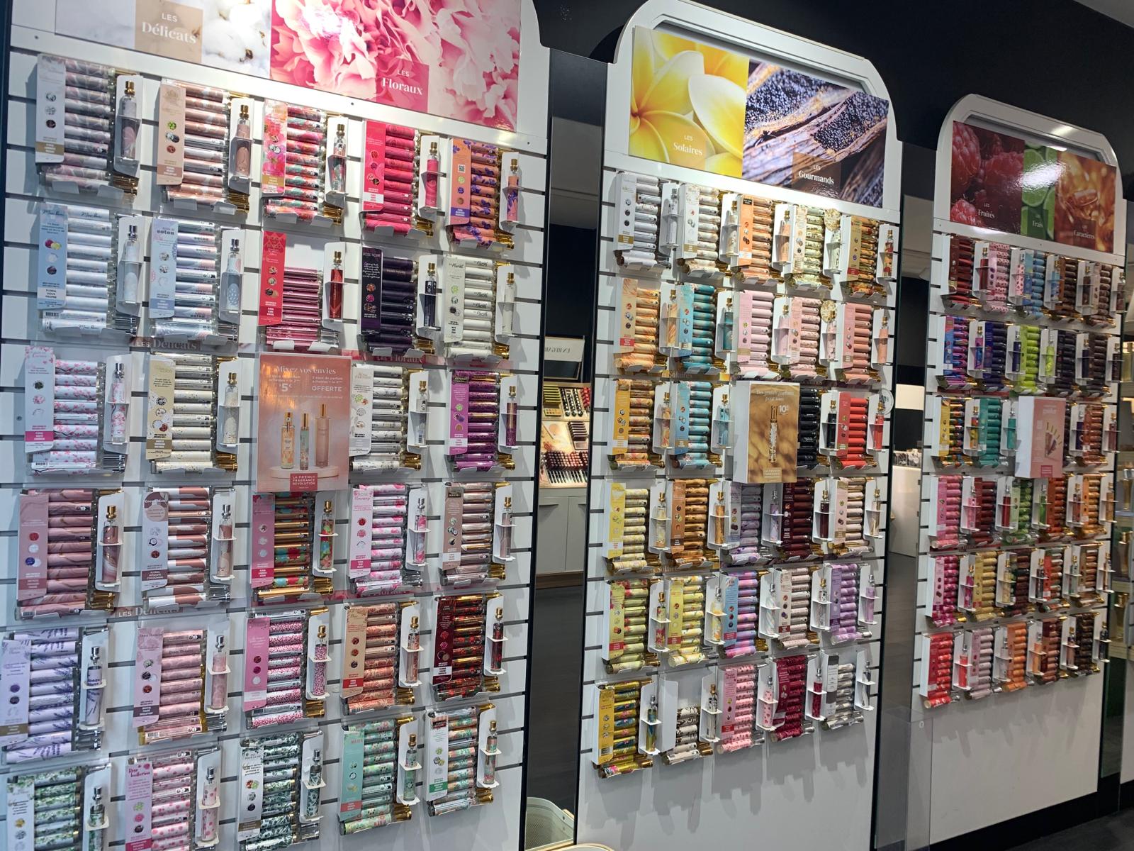 Foto 4 di Adopt Parfums