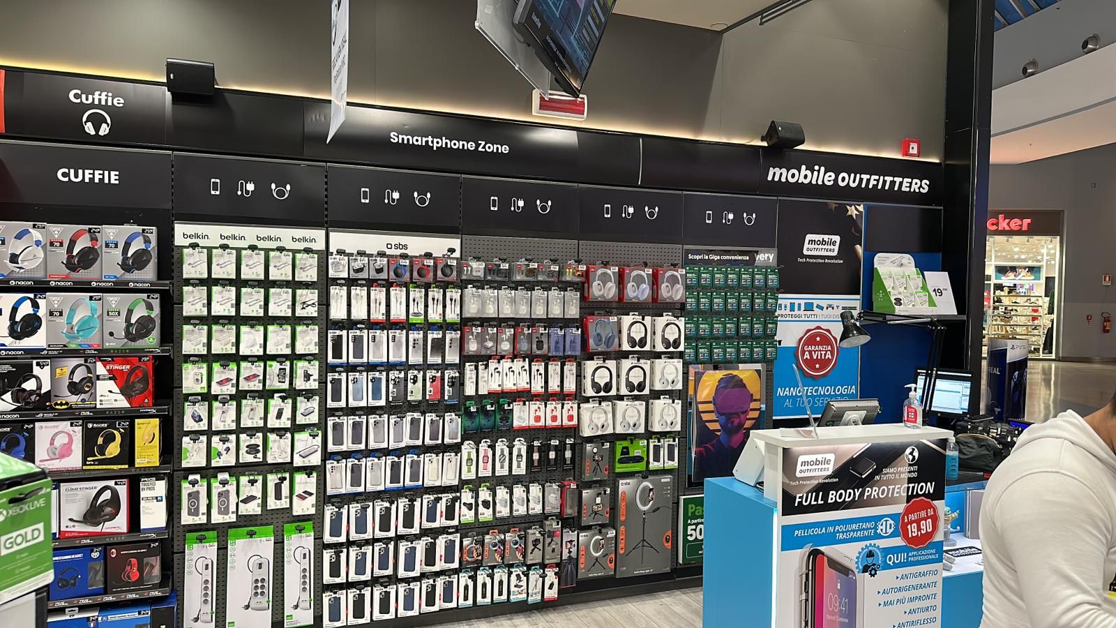 Foto 4 di GameStop