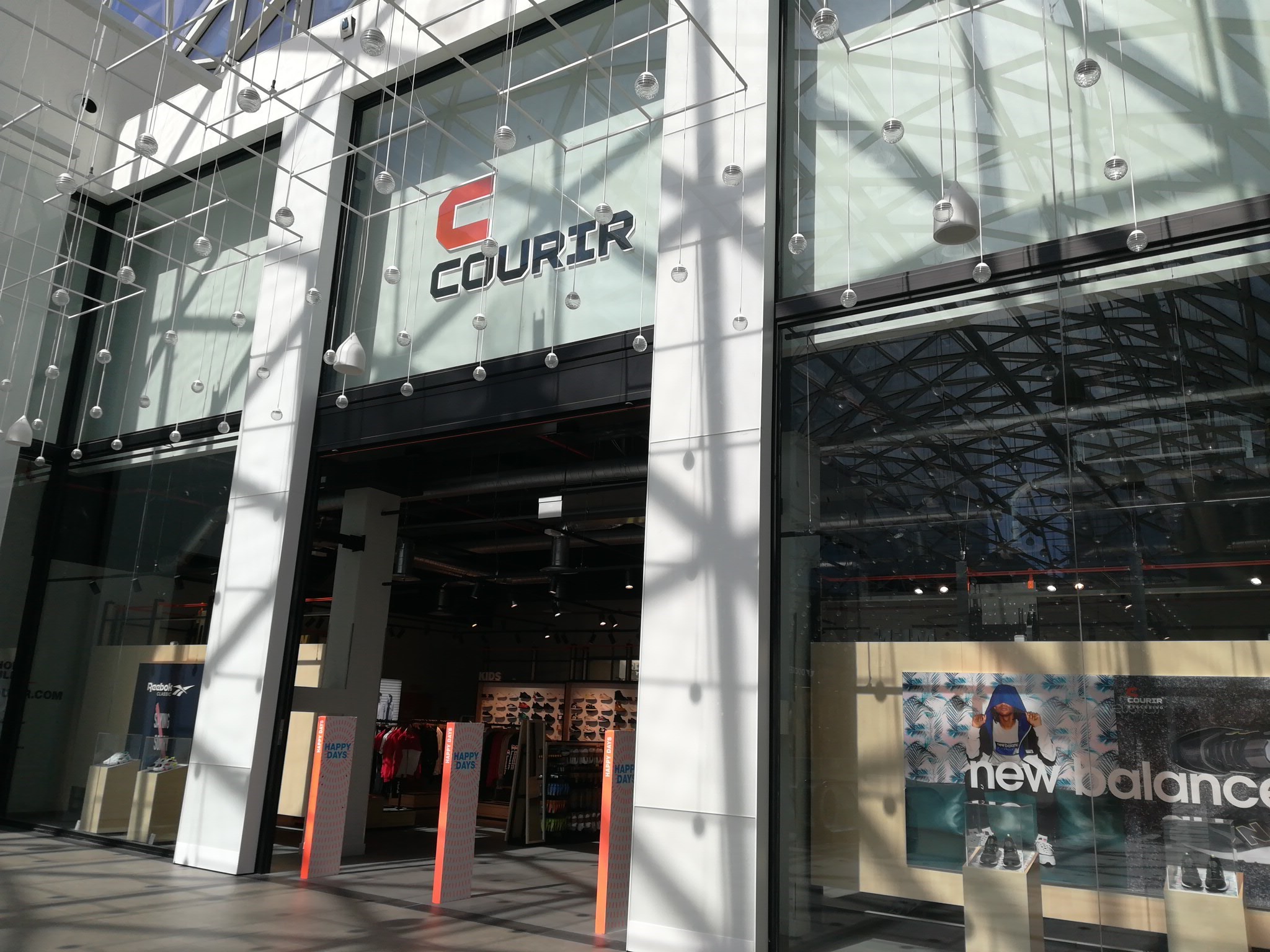 Foto 3 di Courir