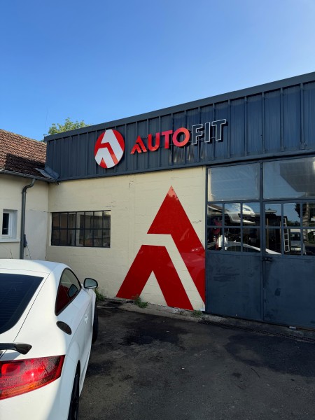 Foto 2 di Garage Auto Evolution - AUTOFIT