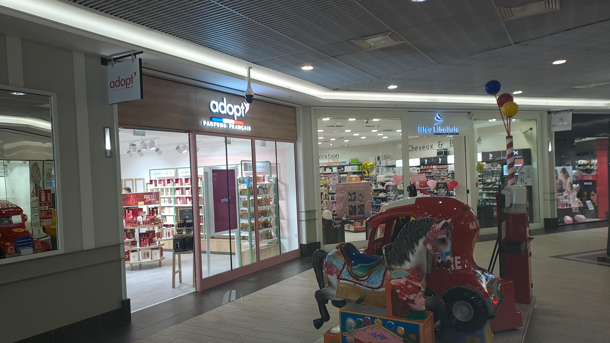 Foto 8 di Adopt Parfums
