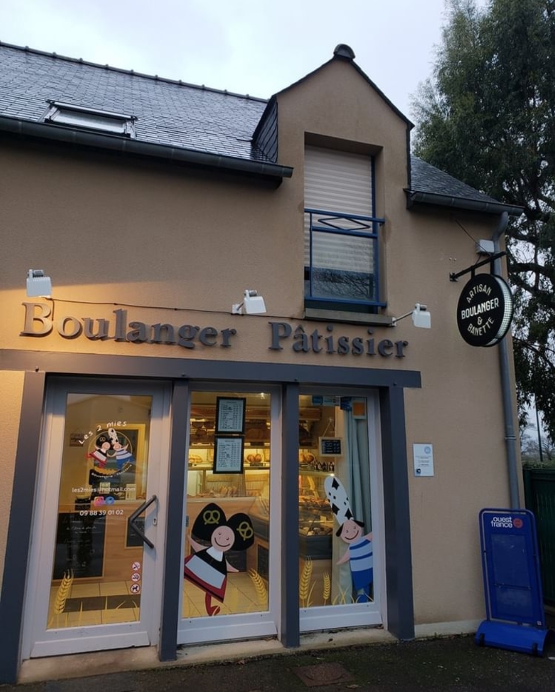 Foto 1 di Les 2 mies