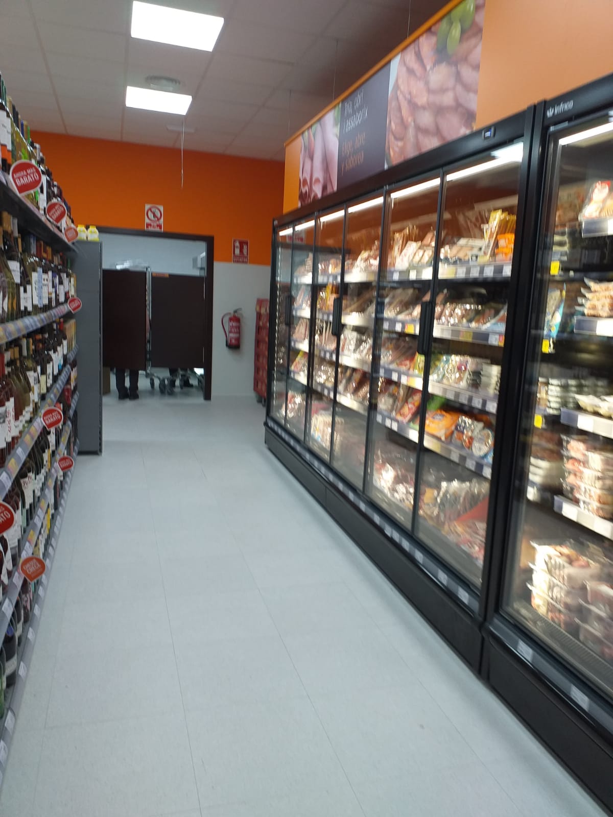 Photo 12 of Supermercados Charter