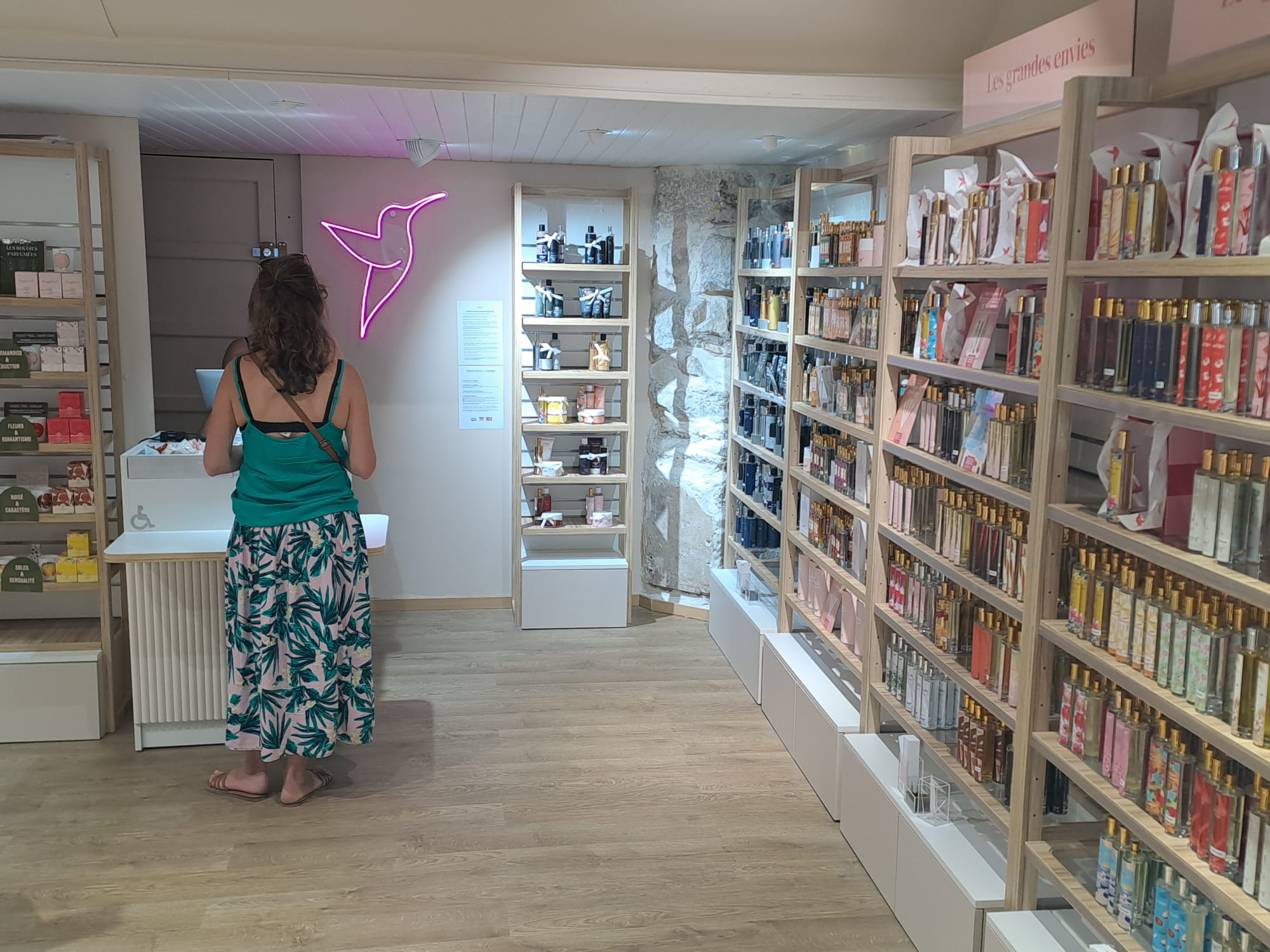 Foto 4 di Adopt Parfums