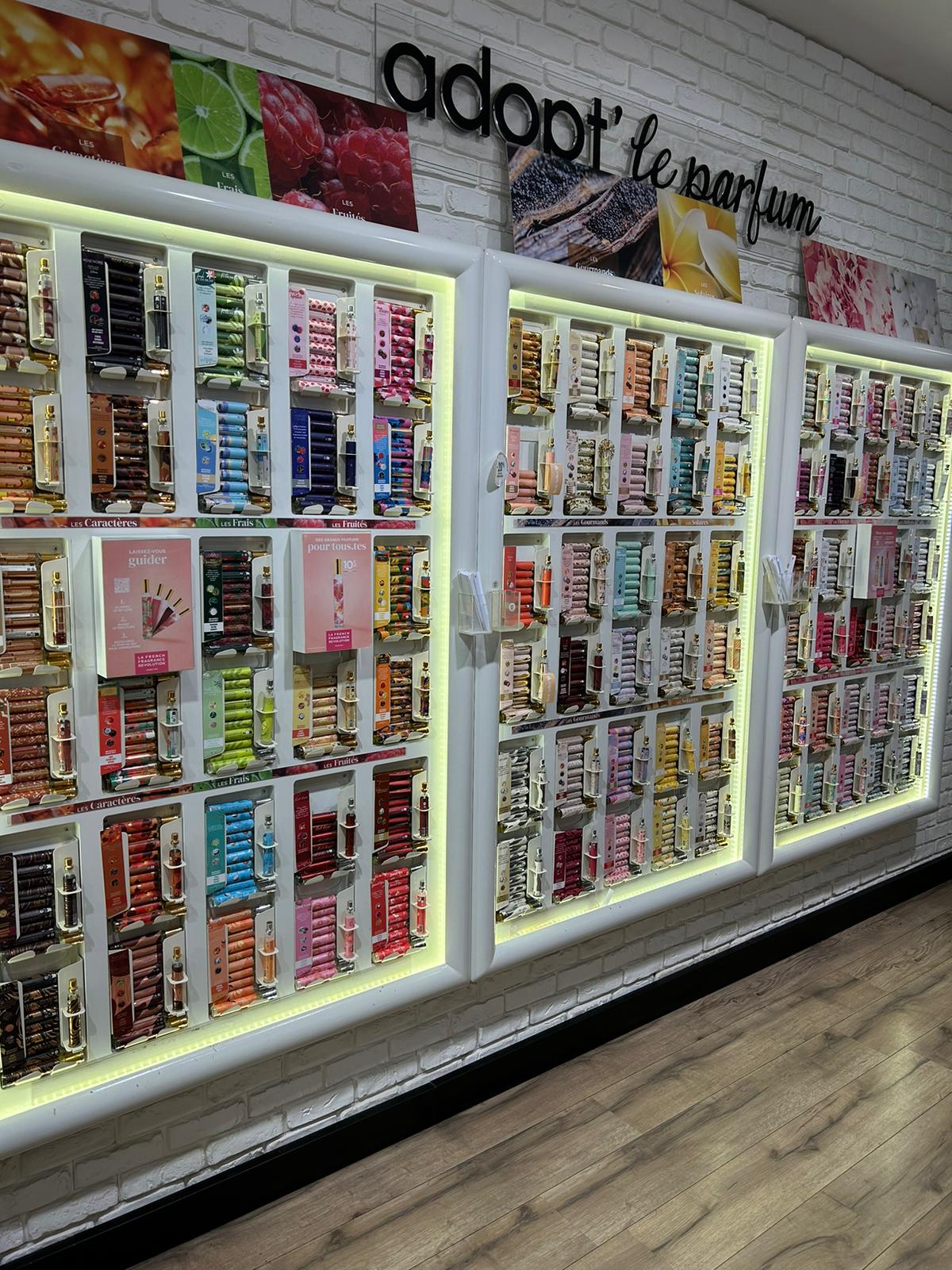 Foto 4 di Adopt Parfums