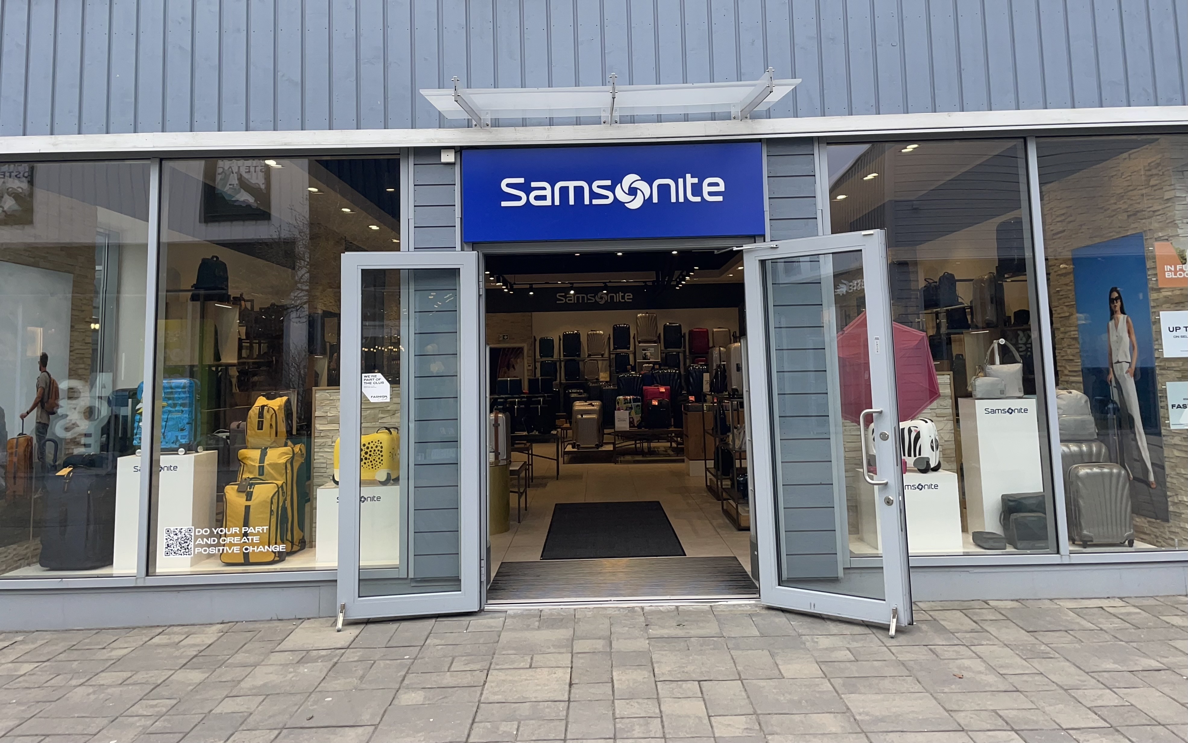 Photo 1 de Samsonite