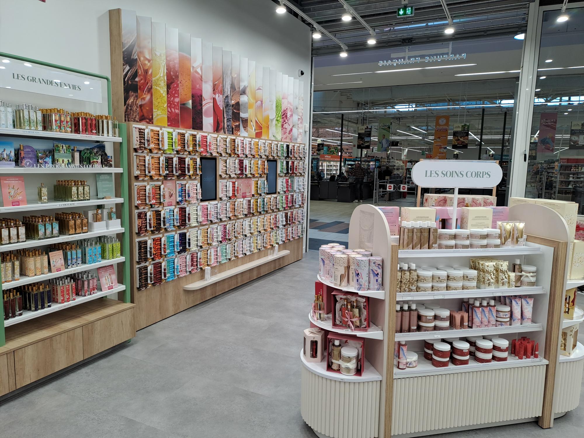 Foto 5 di Adopt Parfums