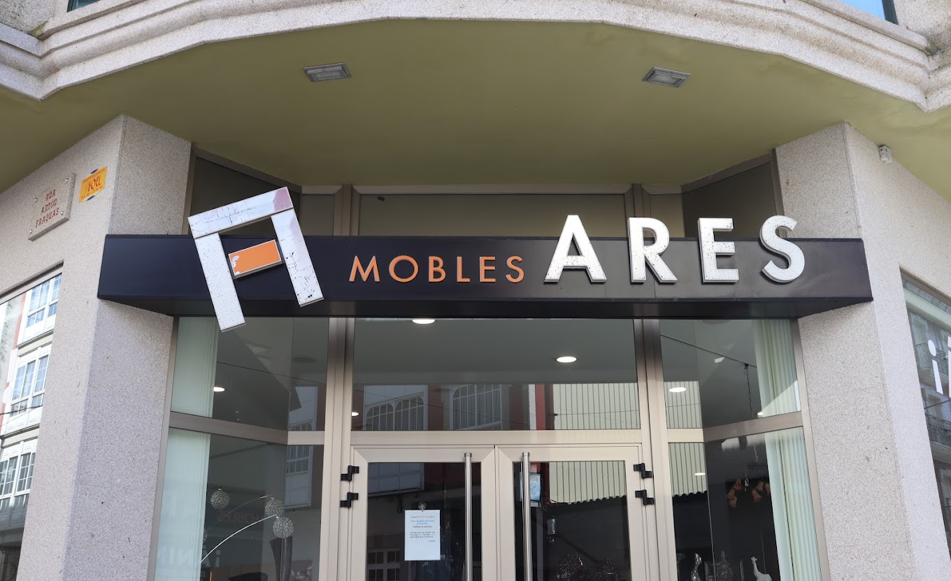 Foto 1 di Mobles Ares