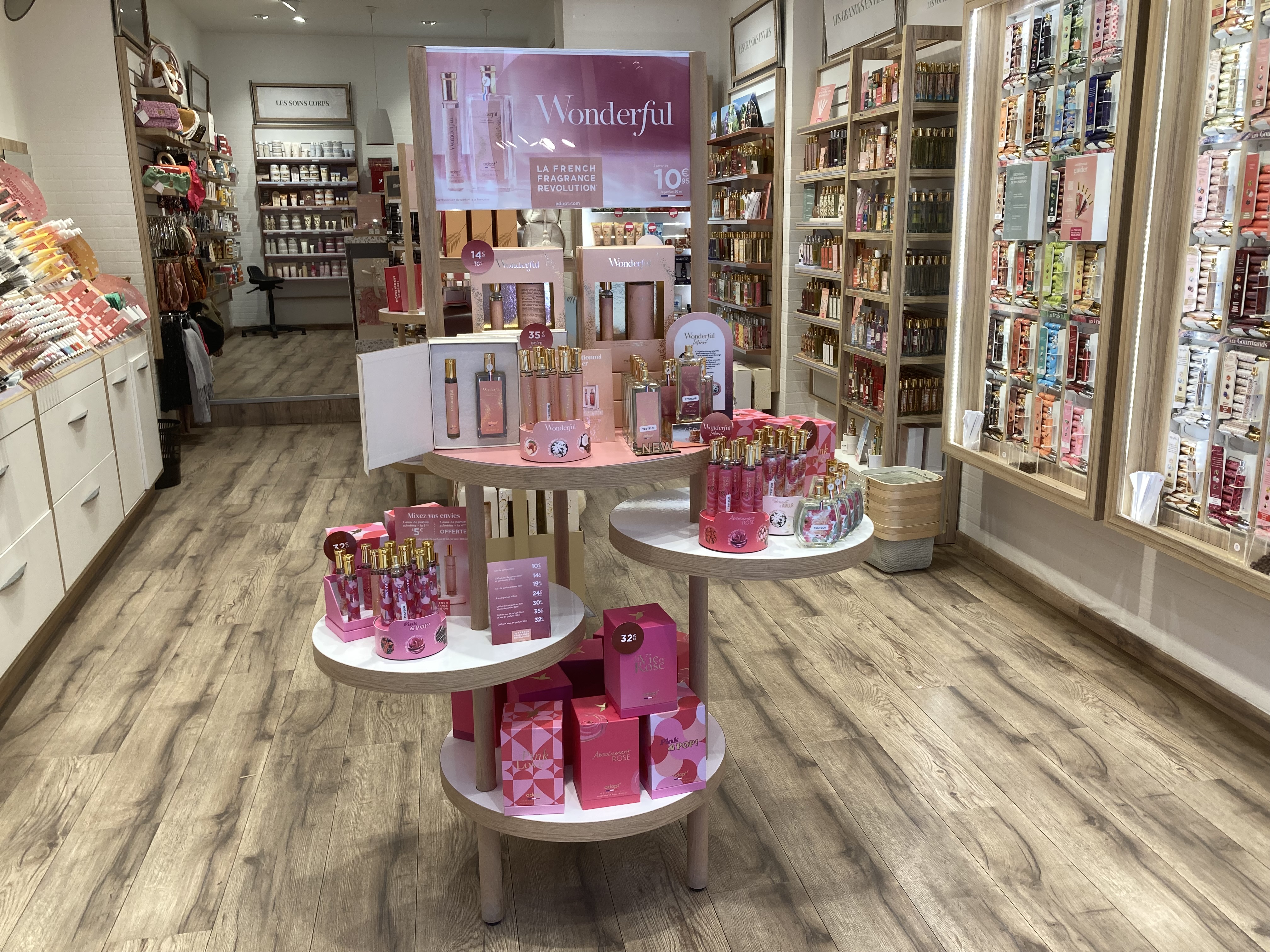 Foto 6 di Adopt Parfums