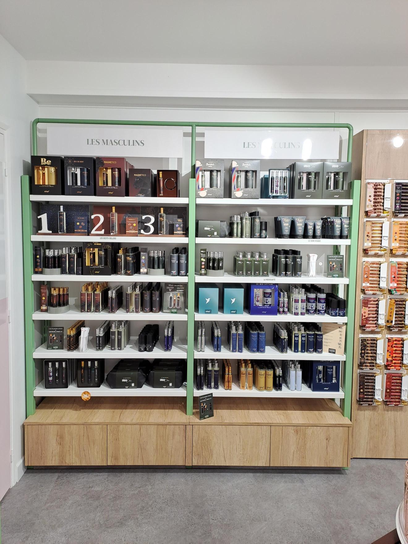 Foto 4 di Adopt Parfums