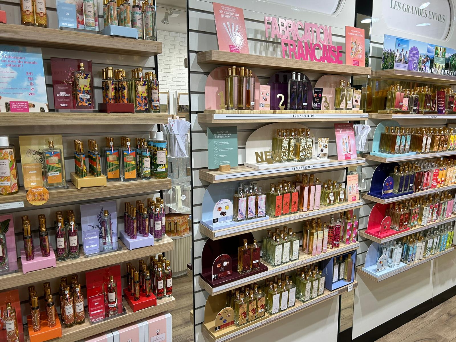 Foto 5 di Adopt Parfums