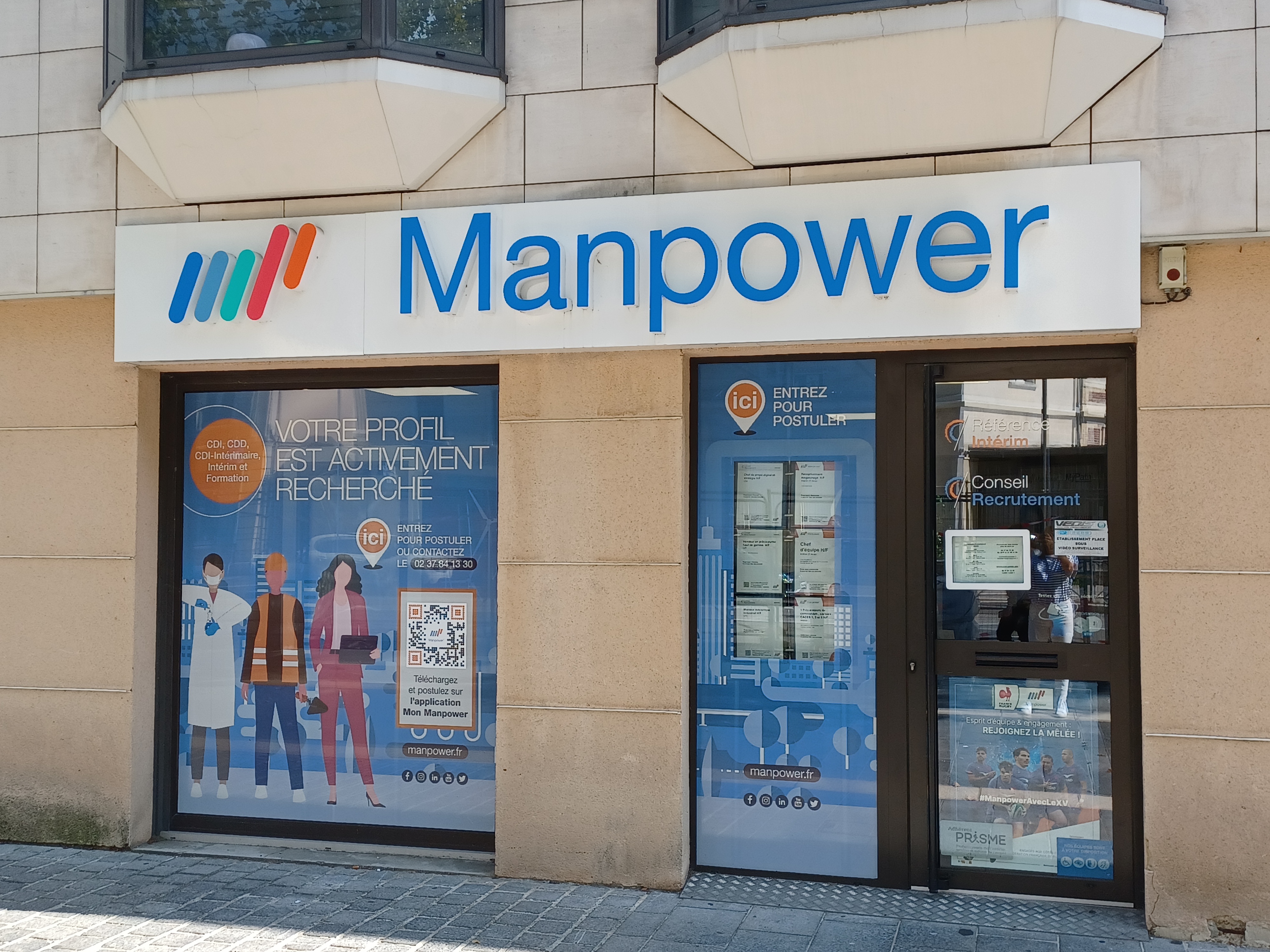 Foto 1 di Cabinet Manpower Chartres