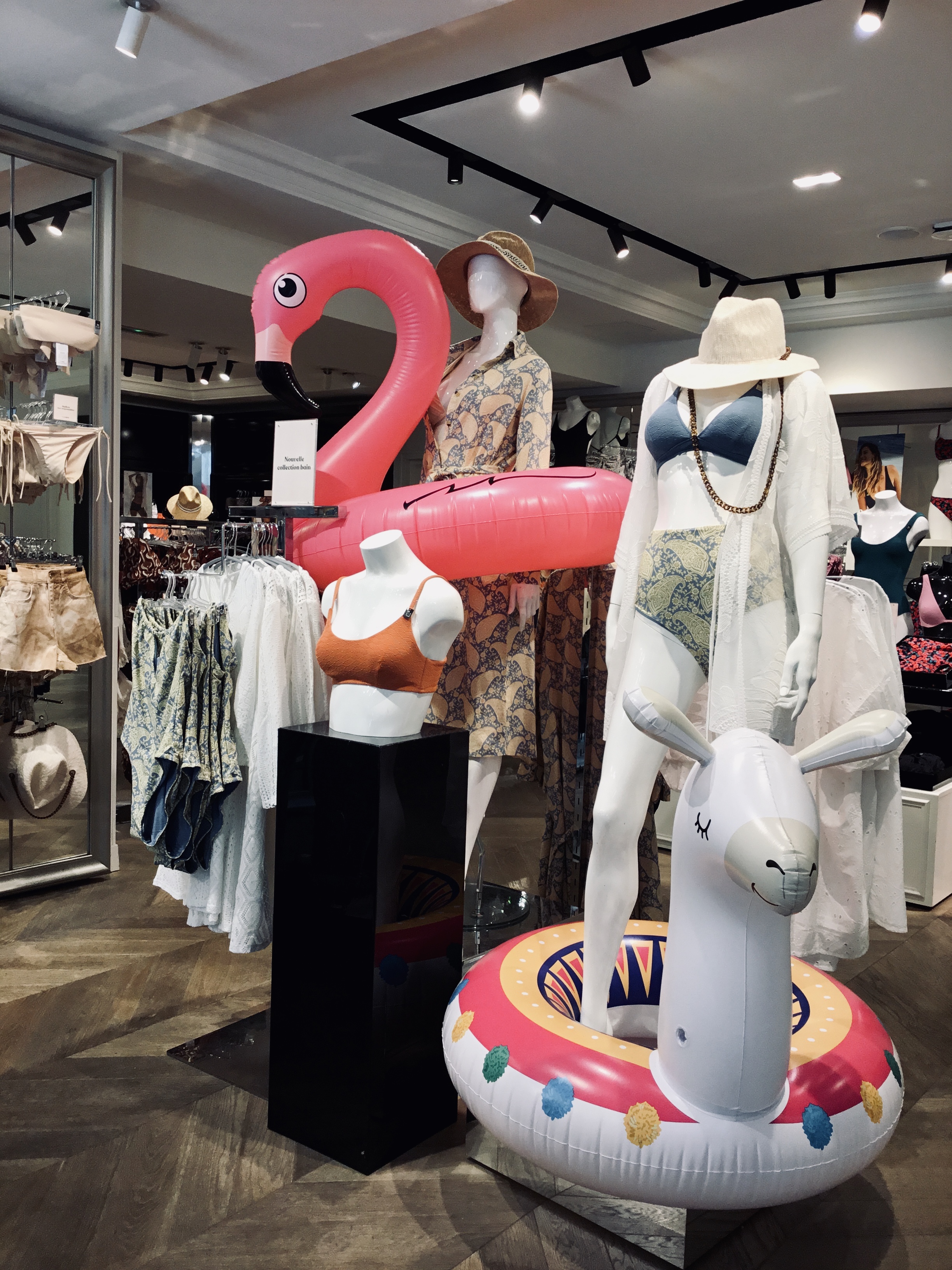 Etam Lingerie et Prêt-à-porter