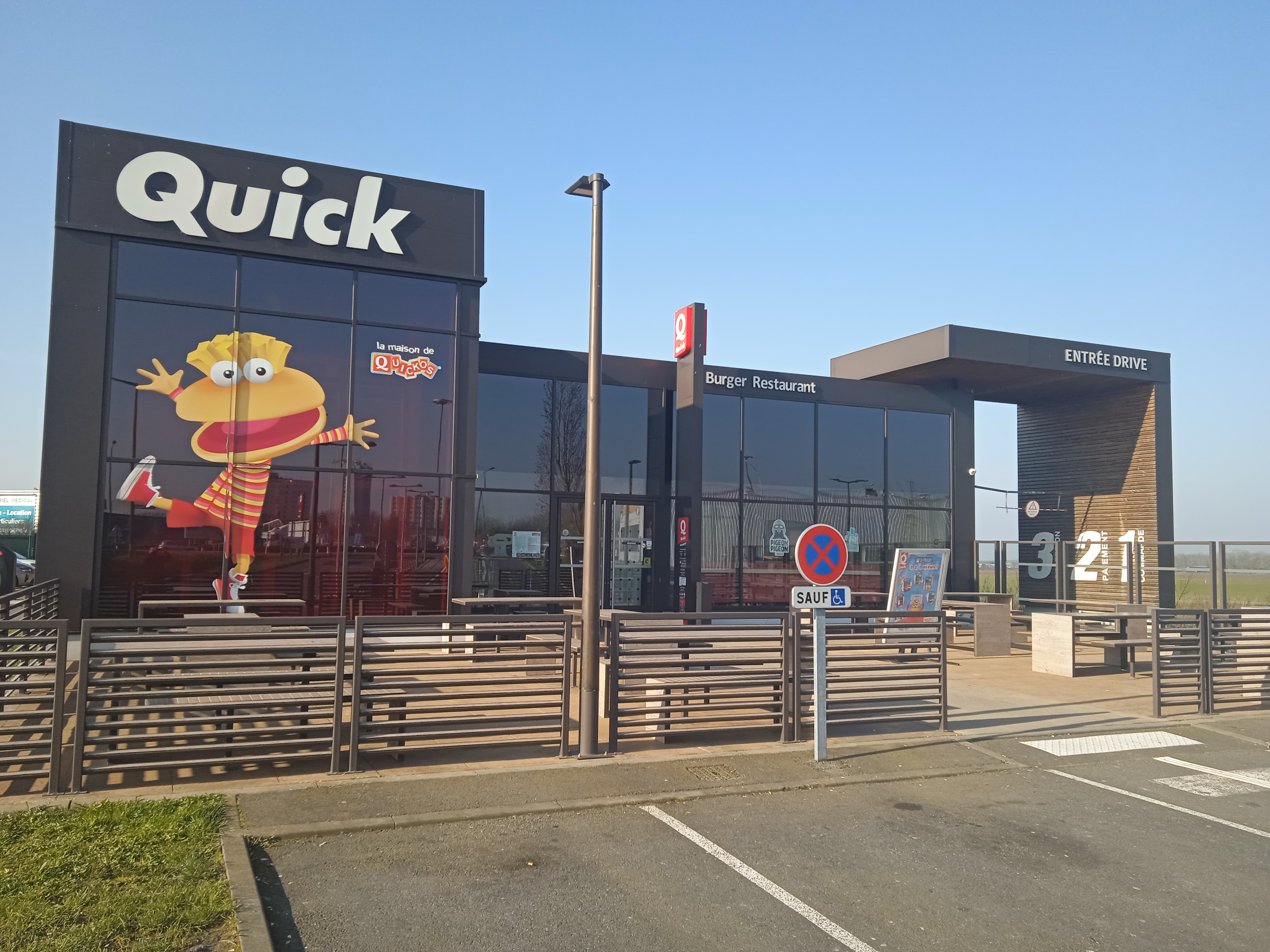 Foto 1 di Quick Douai Férin