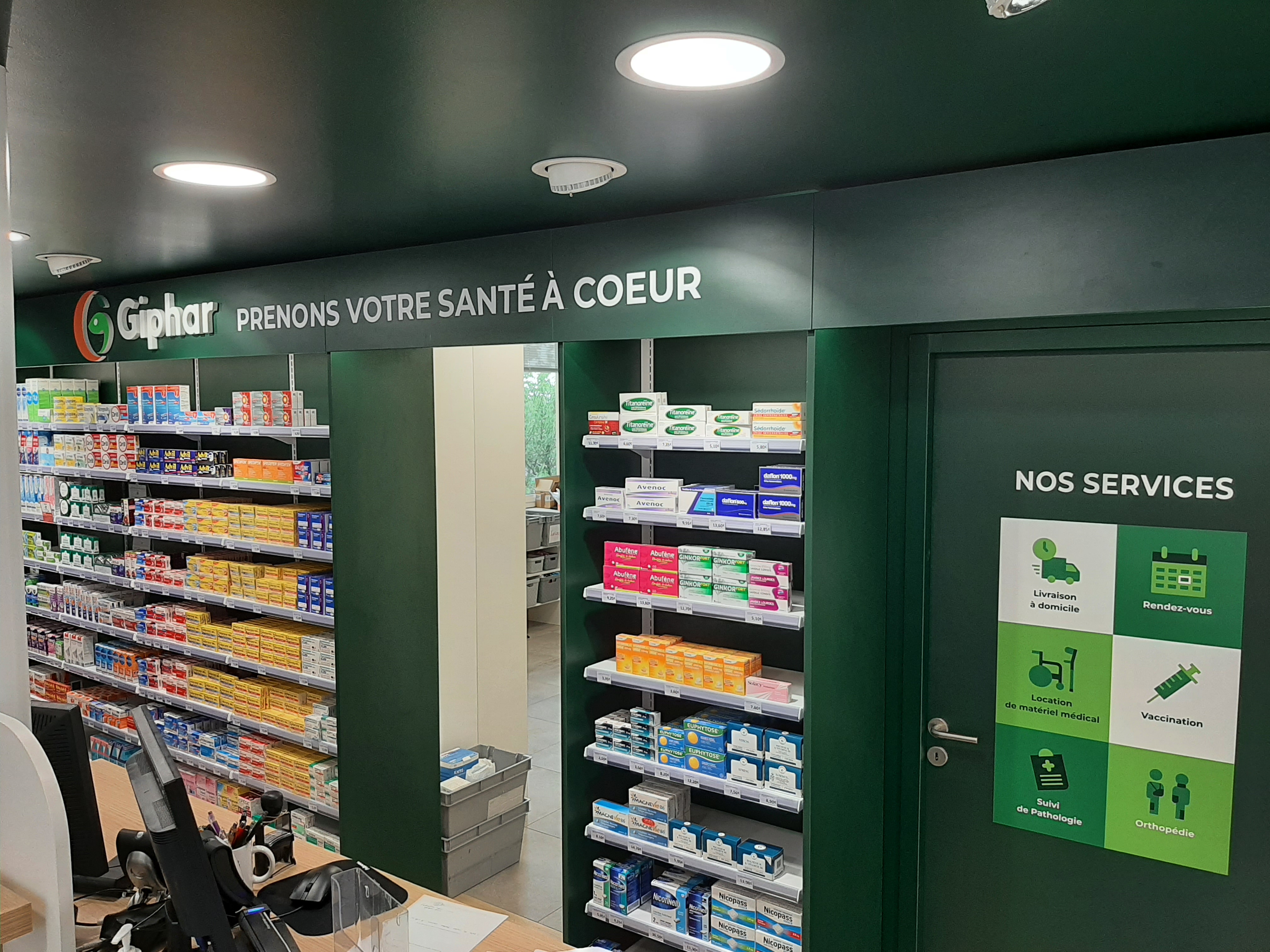 Foto 2 di Pharmacie des Ormeaux
