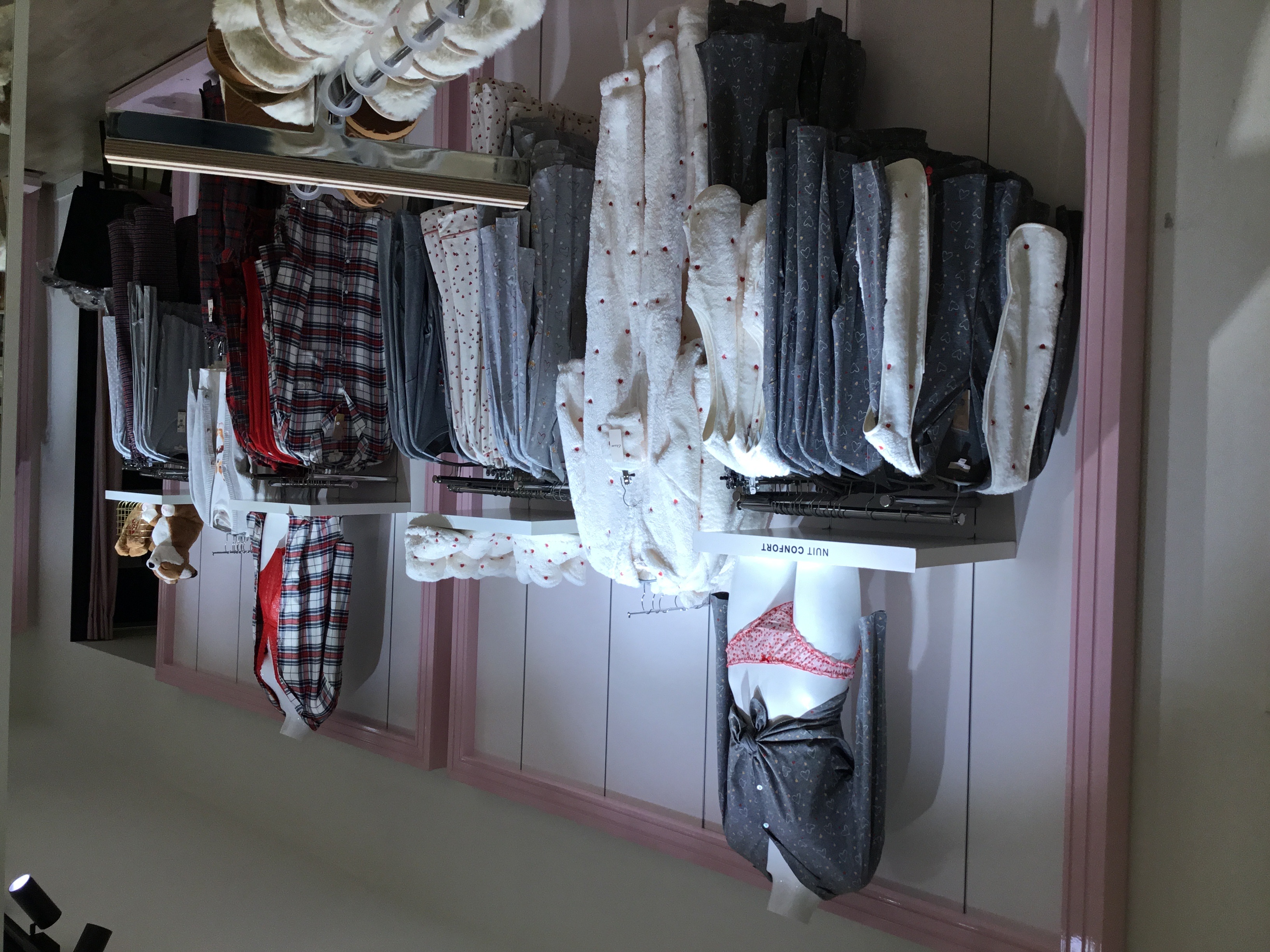 Foto 68 di Etam Lingerie