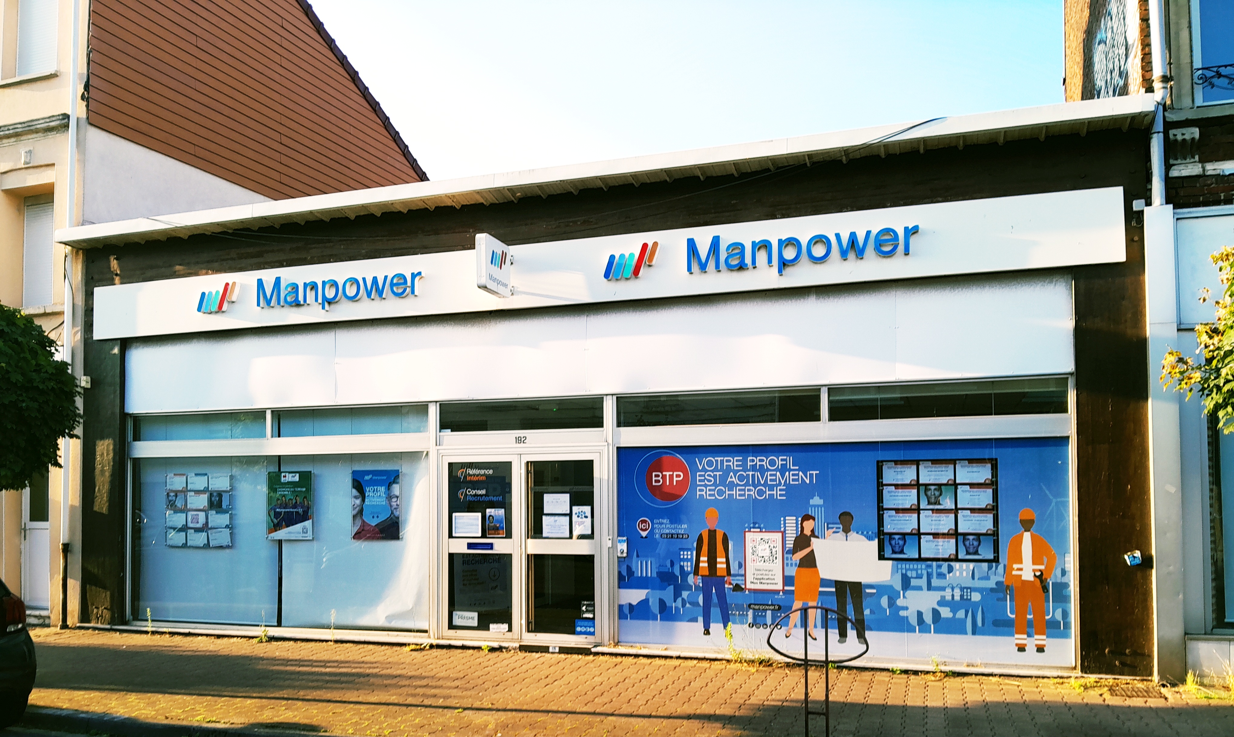 Foto 1 di Manpower Calais