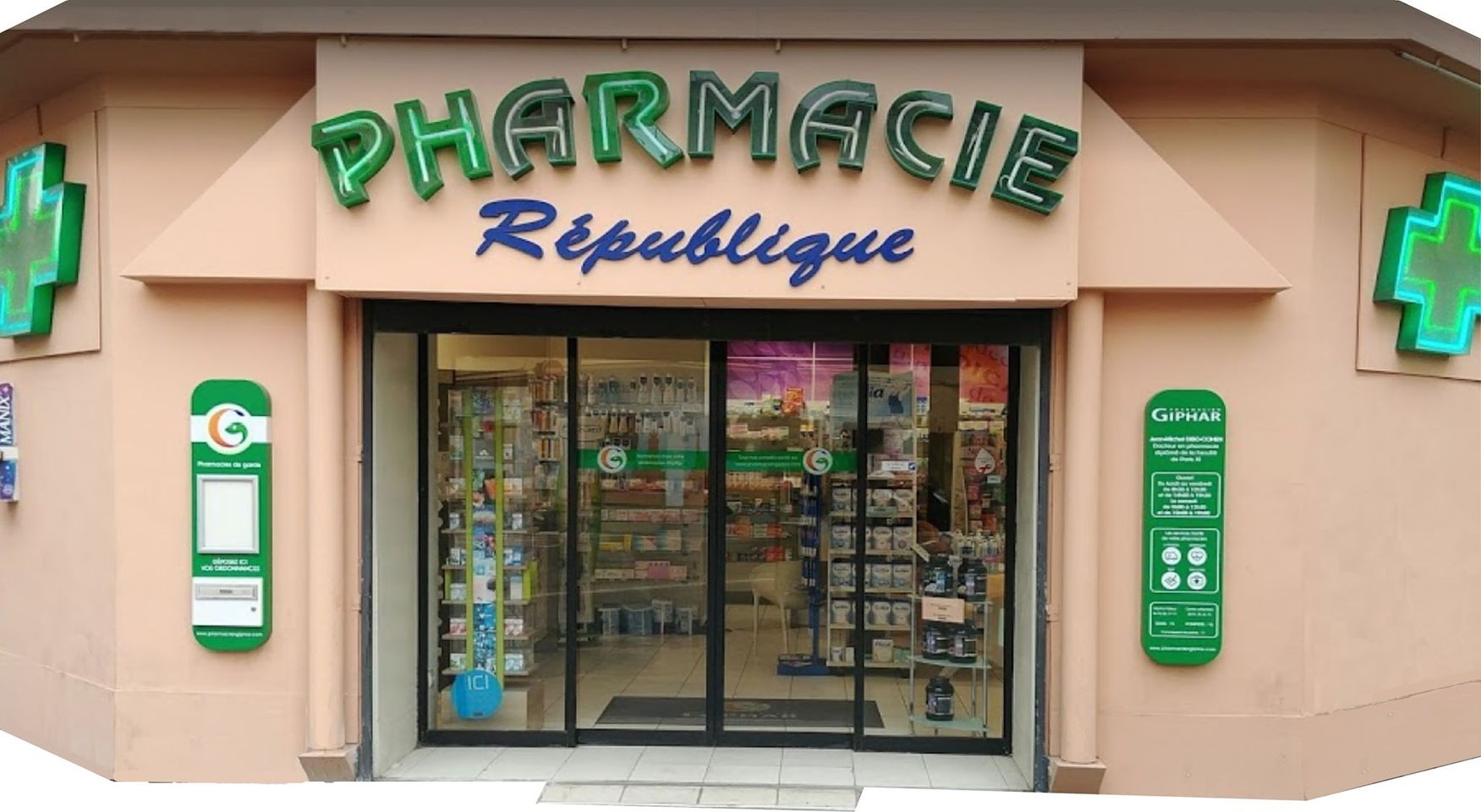 Foto 1 di Pharmacie Republique