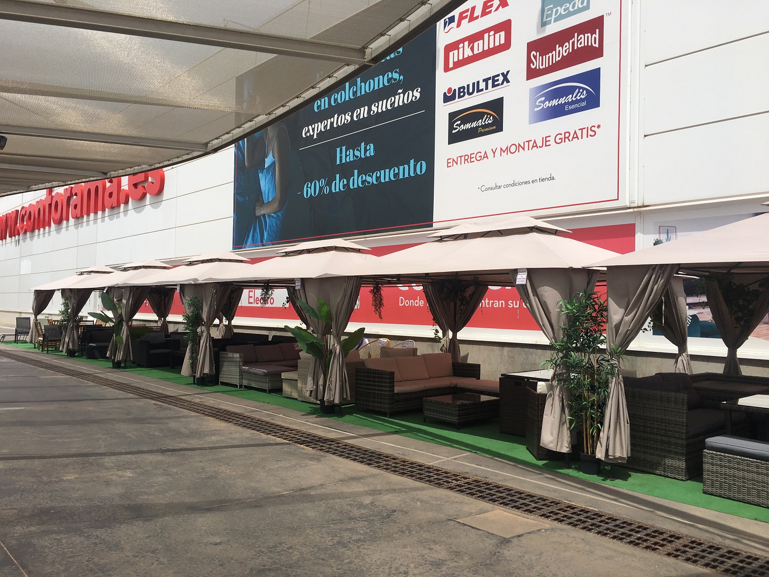 Foto 16 di Conforama Málaga
