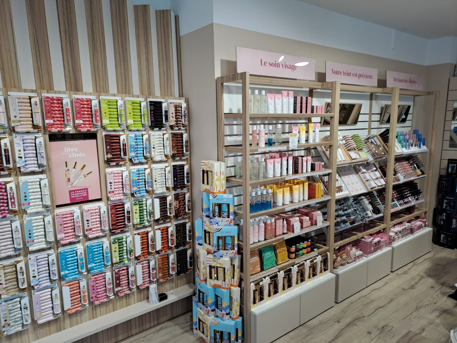 Foto 4 di Adopt Parfums