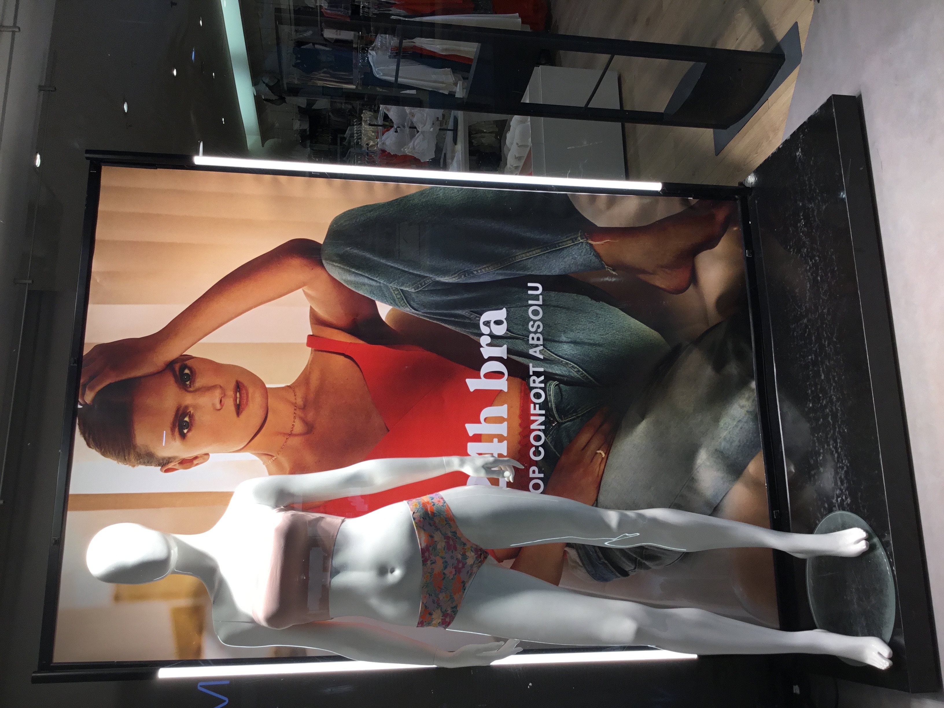 Foto 45 di Etam Lingerie