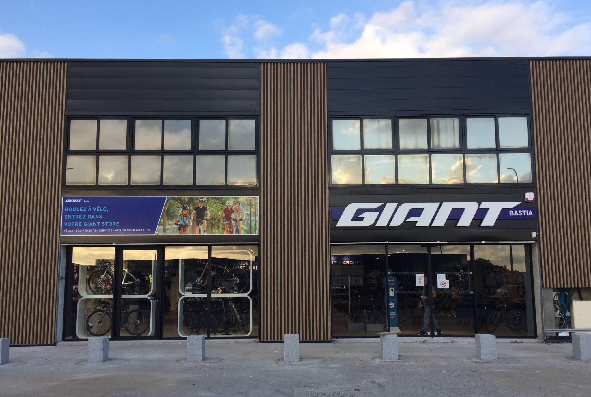 Foto 4 di Giant Bastia