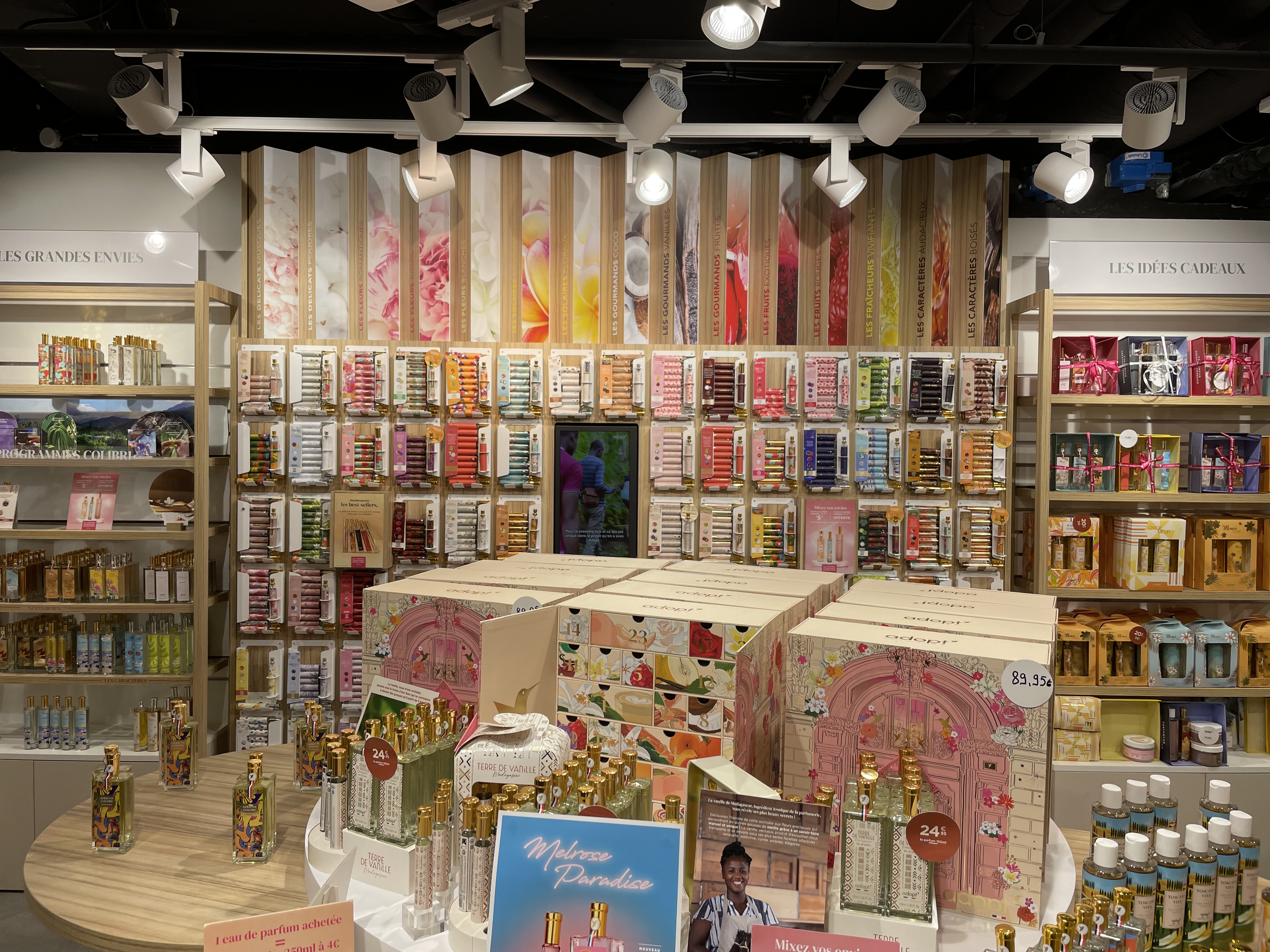 Foto 2 di Adopt Parfums