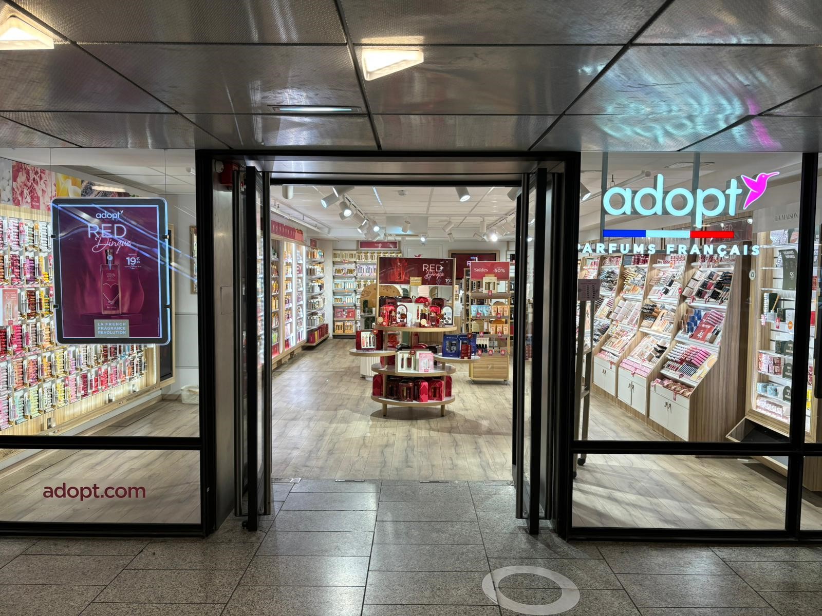 Foto 1 di Adopt Parfums