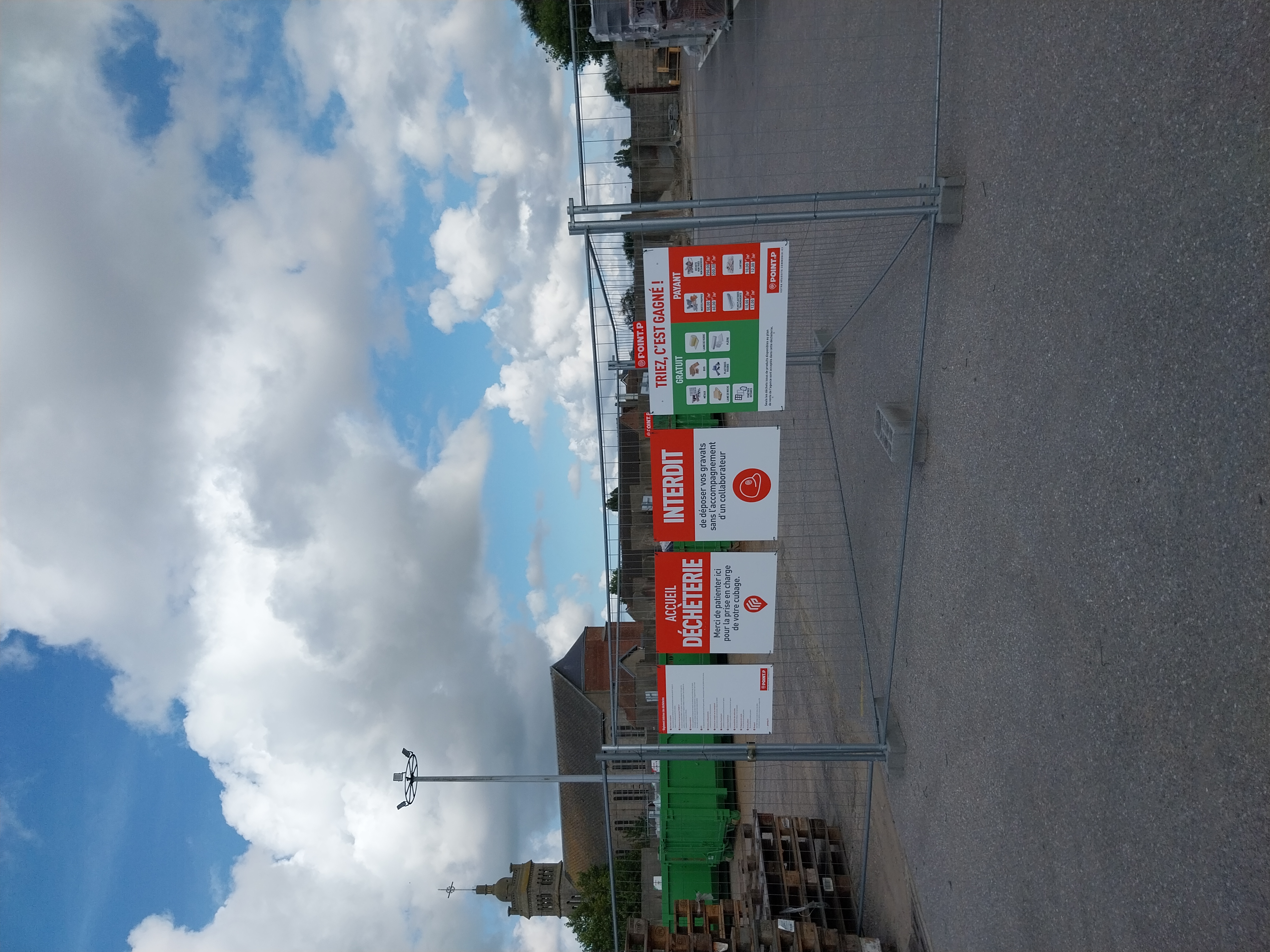 Foto 2 di POINT.P - Calais