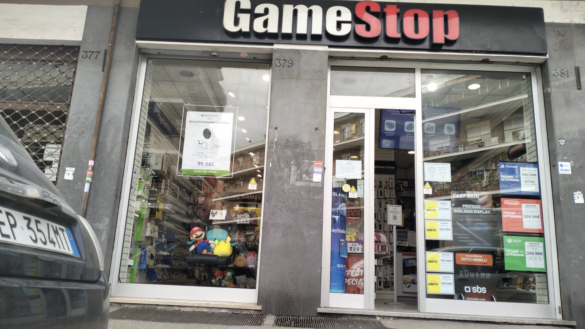 Foto 5 di GameStop