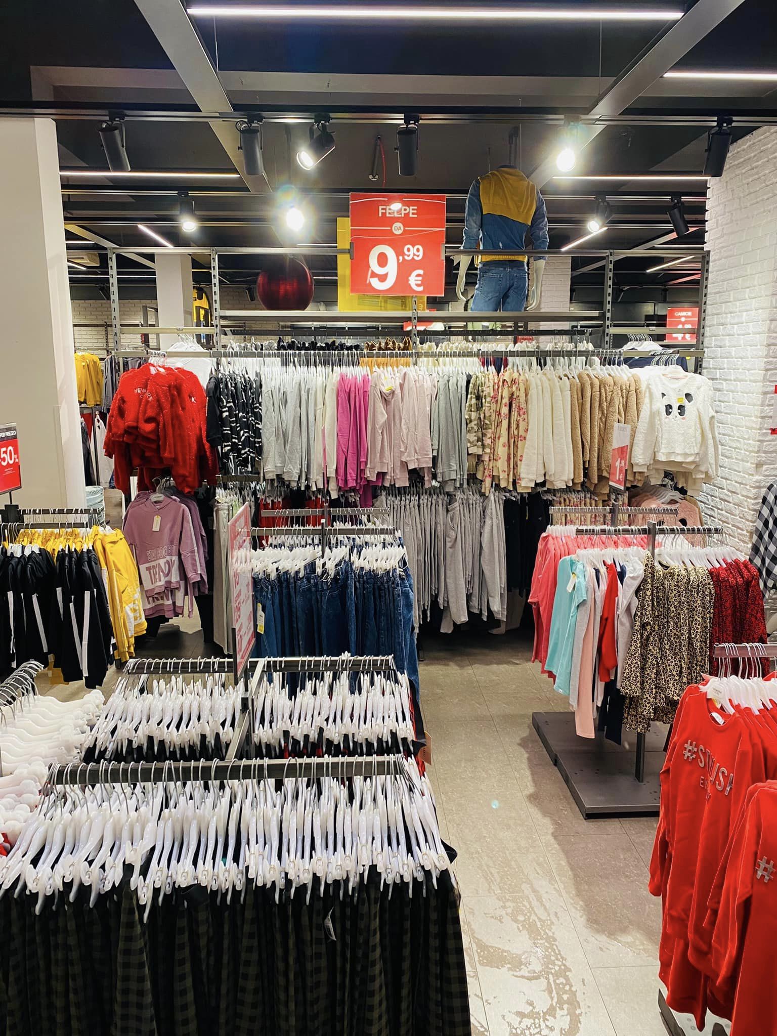 Photo 51 de Terranova Outlet