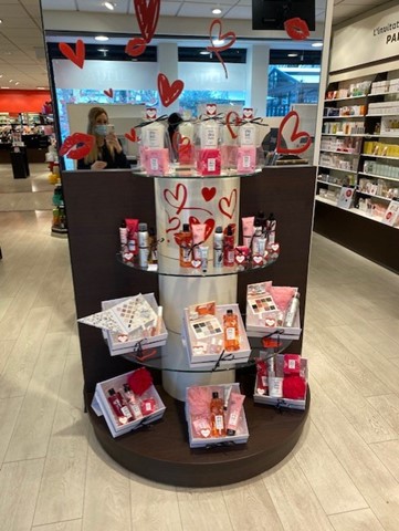 Foto 4 di Parfumerie April Tours