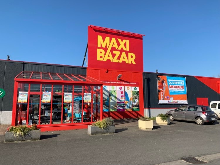Foto 1 di Maxi Bazar