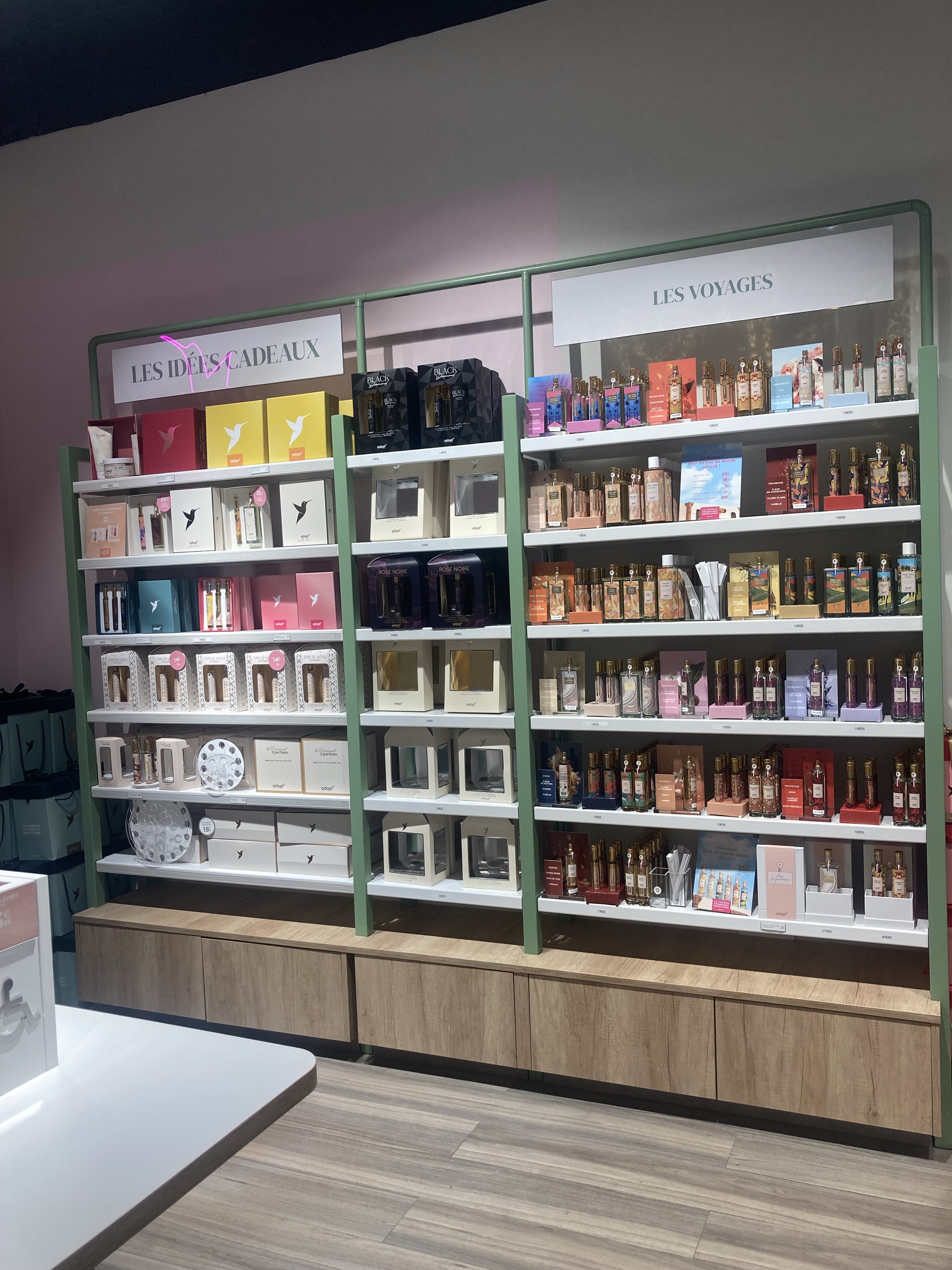 Foto 8 di Adopt Parfums