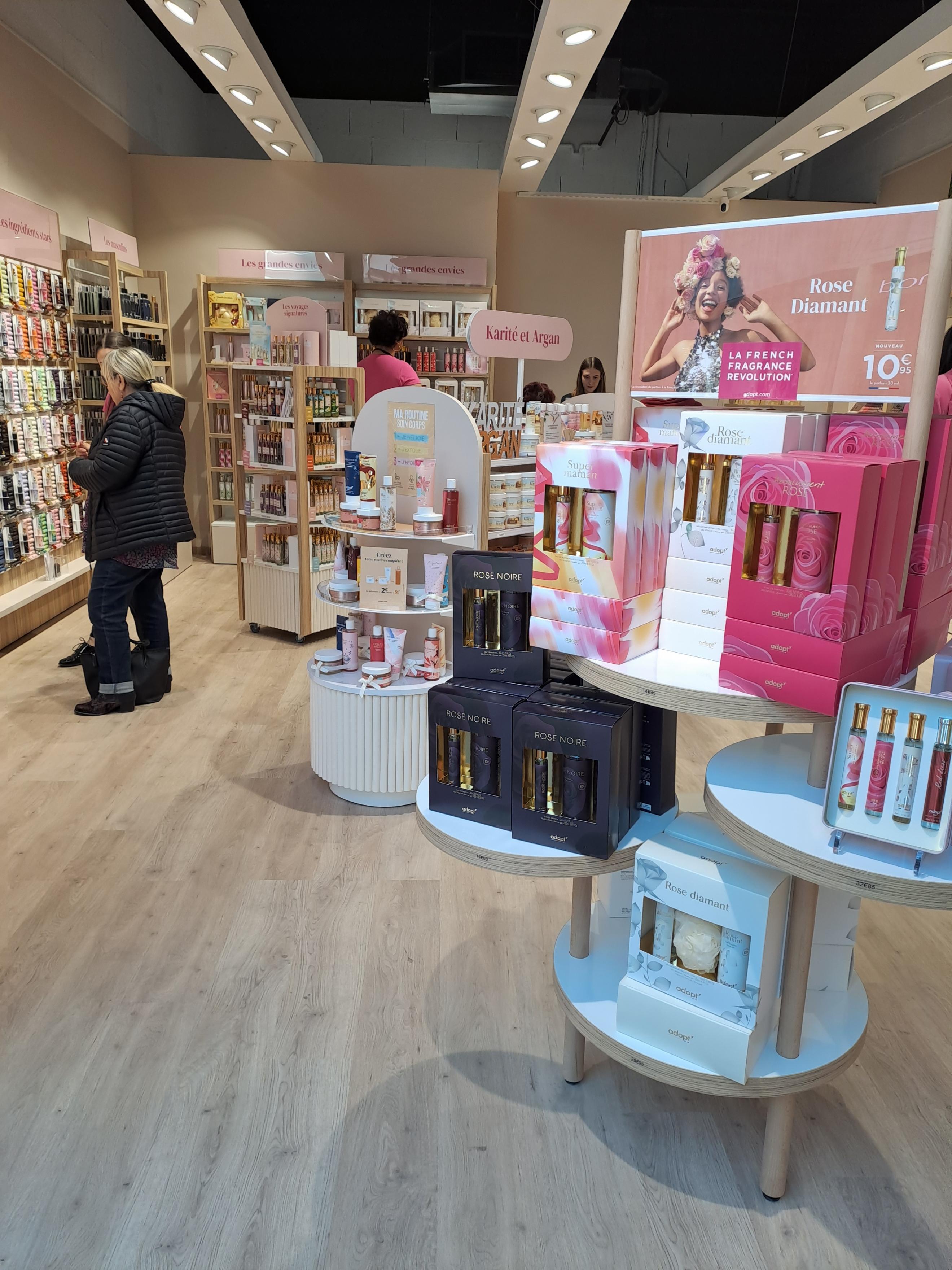 Foto 4 di Adopt Parfums