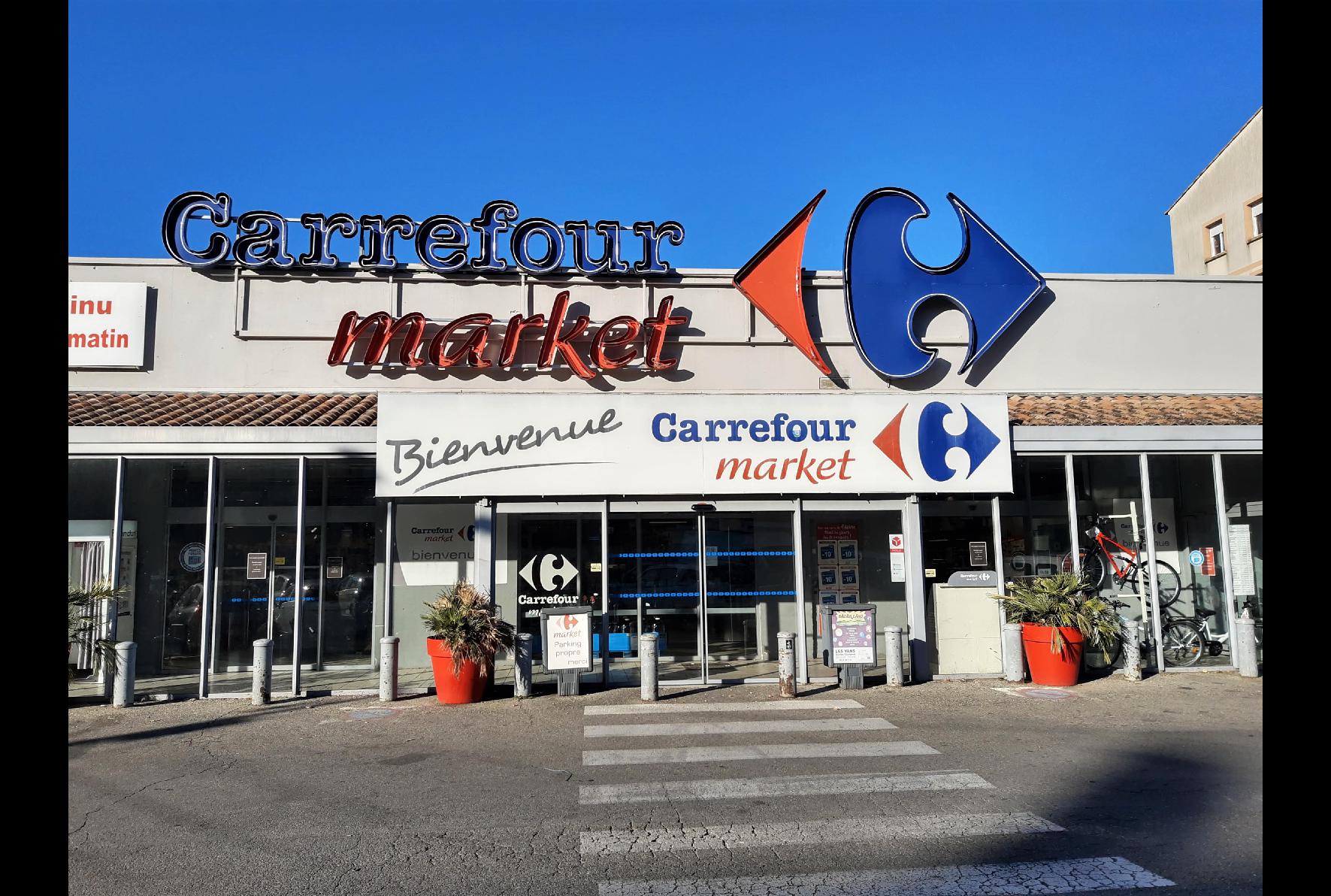 Foto 2 di Carrefour Market Joyeuse