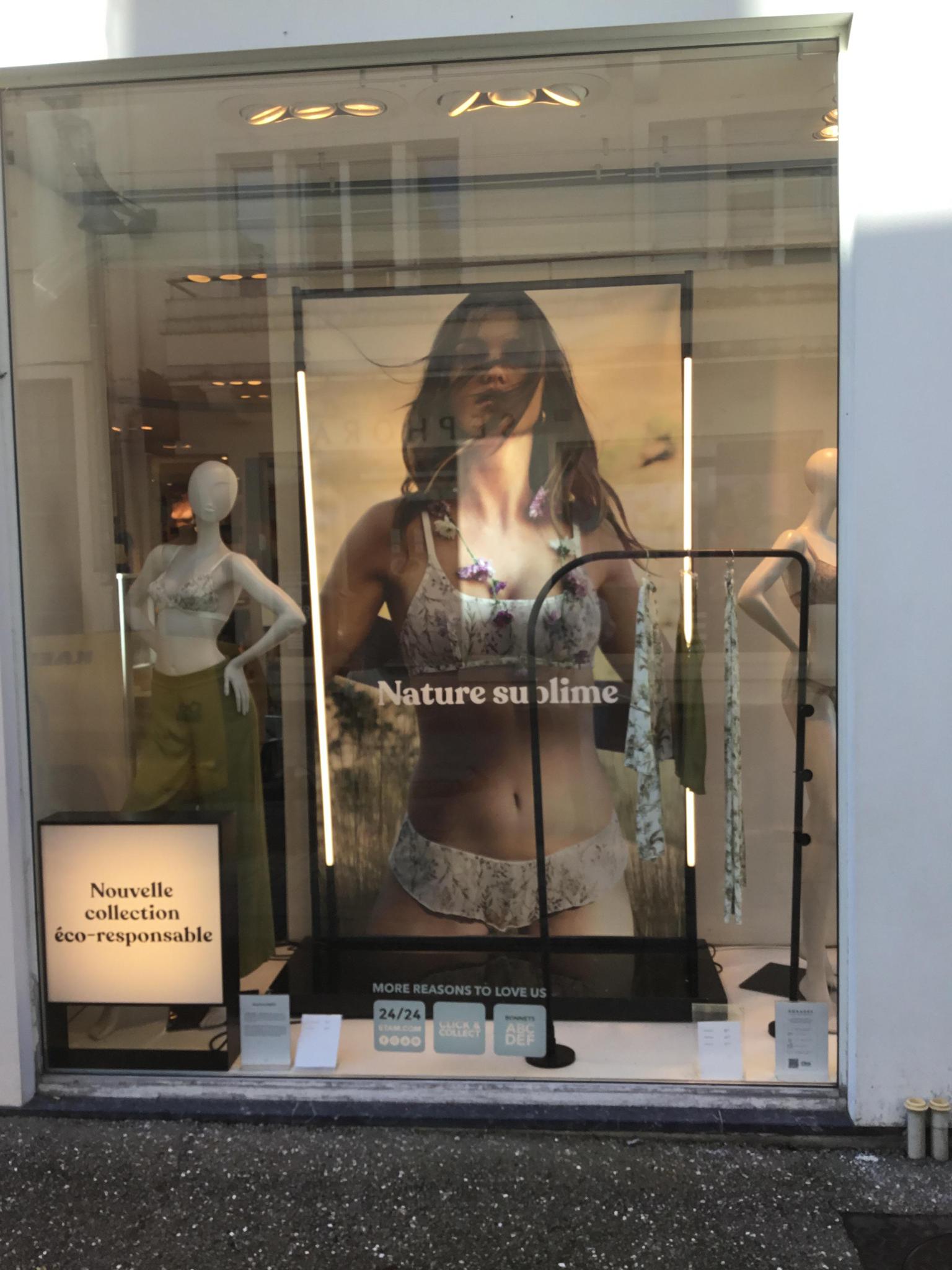 Foto 62 di Etam Lingerie